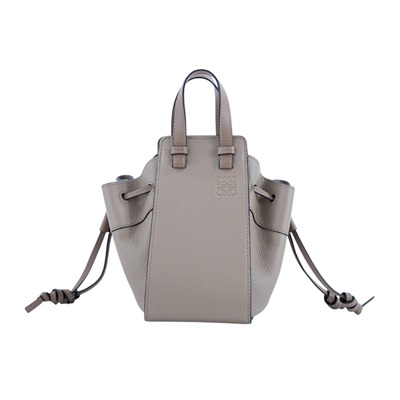 羅意威 LOEWE Mini Hammock drawstring 迷你 小牛皮 肩背 吊床包 A538V07X15  防塵袋/背帶(邊膠裂)