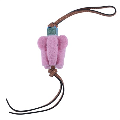 羅意威 LOEWE 大象造型吊飾 C880232X03 粉羊毛氈大象吊飾 防塵袋