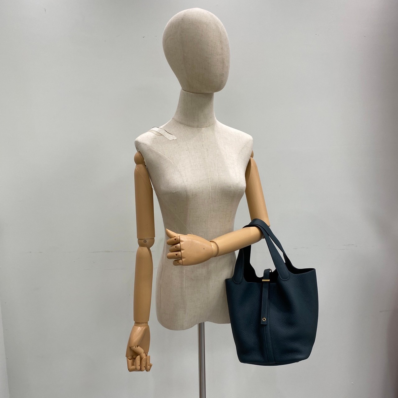 愛馬仕 Hermes Picotin Lock 22 菜籃子包 PT22 U MZ 006 MM PICOTIN22 松柏綠 原廠盒子/防塵袋/鎖組/購買證明