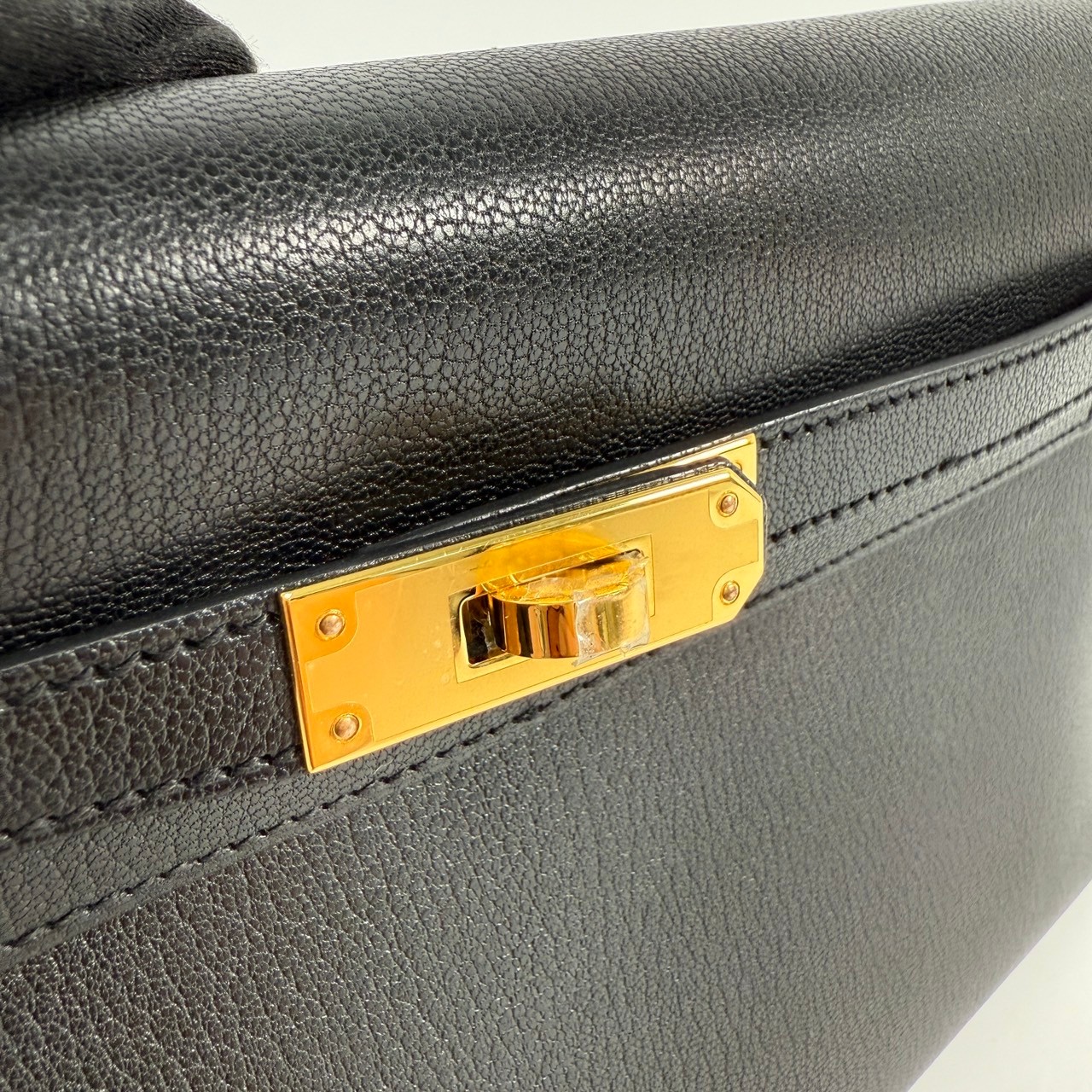 愛馬仕 Hermes Kelly Elan 凱莉包 腋下包 KLELAN B刻 黑金KELLY ELAN 原廠盒子/防塵袋