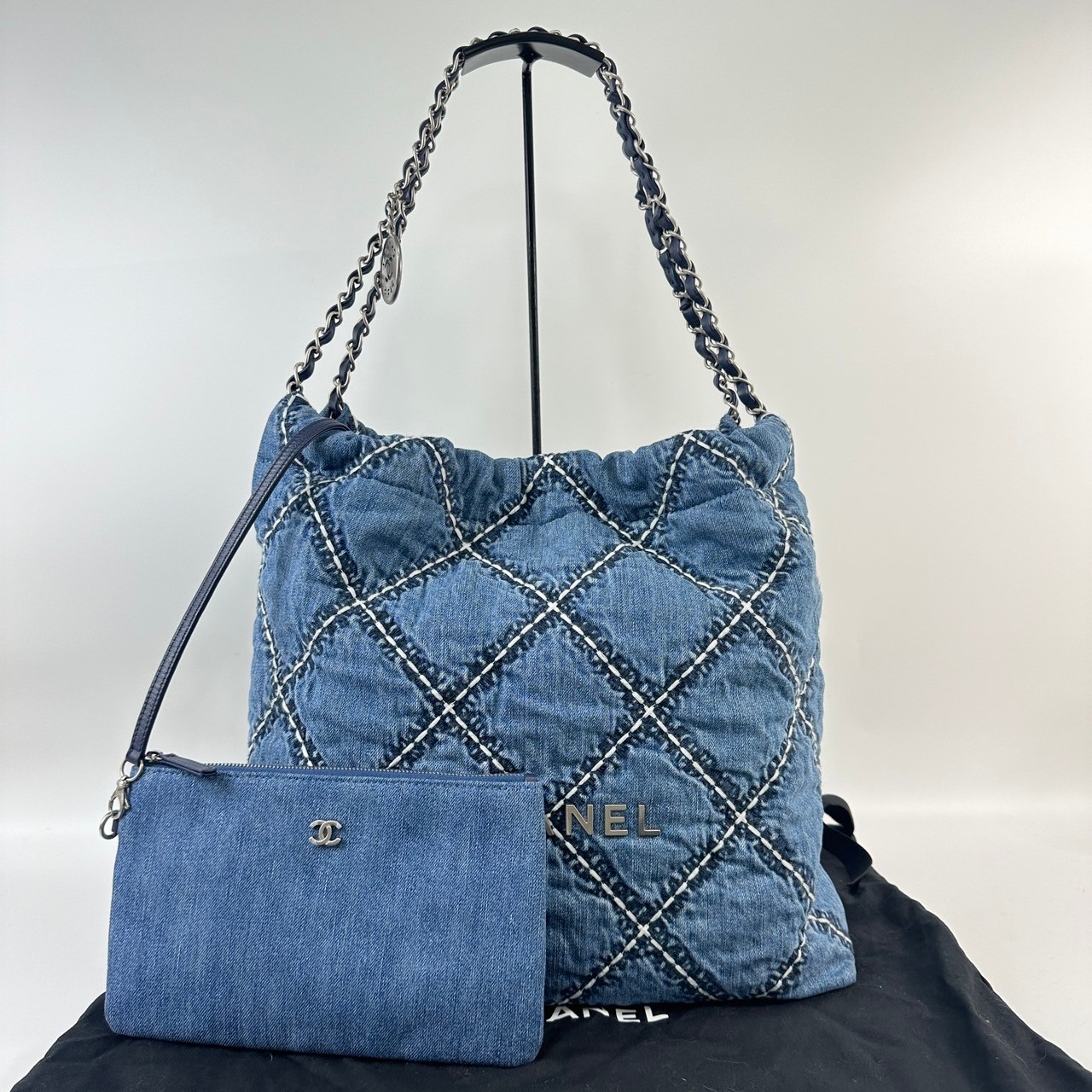 香奈兒 CHANEL 22 菱格紋 單寧 束口 單肩包  晶片款 丹寧22包 小號 無附屬品