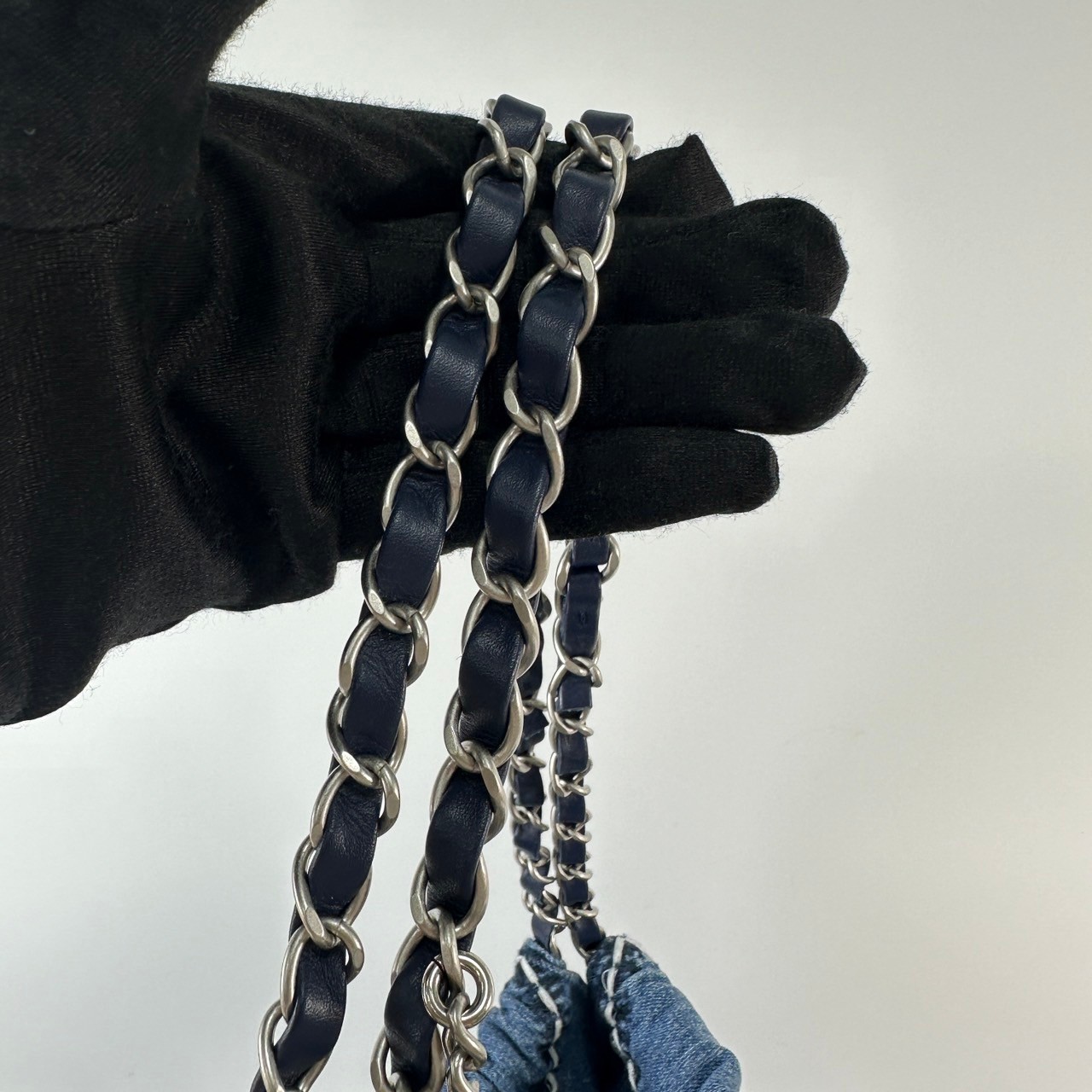 香奈兒 CHANEL 22 菱格紋 單寧 束口 單肩包  晶片款 丹寧22包 小號 無附屬品