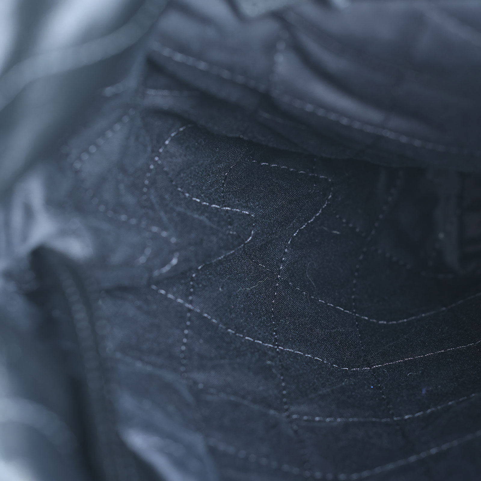 香奈兒 CHANEL 22 中型 束口包 AS3261 黑銀 22 包 中號 防塵袋