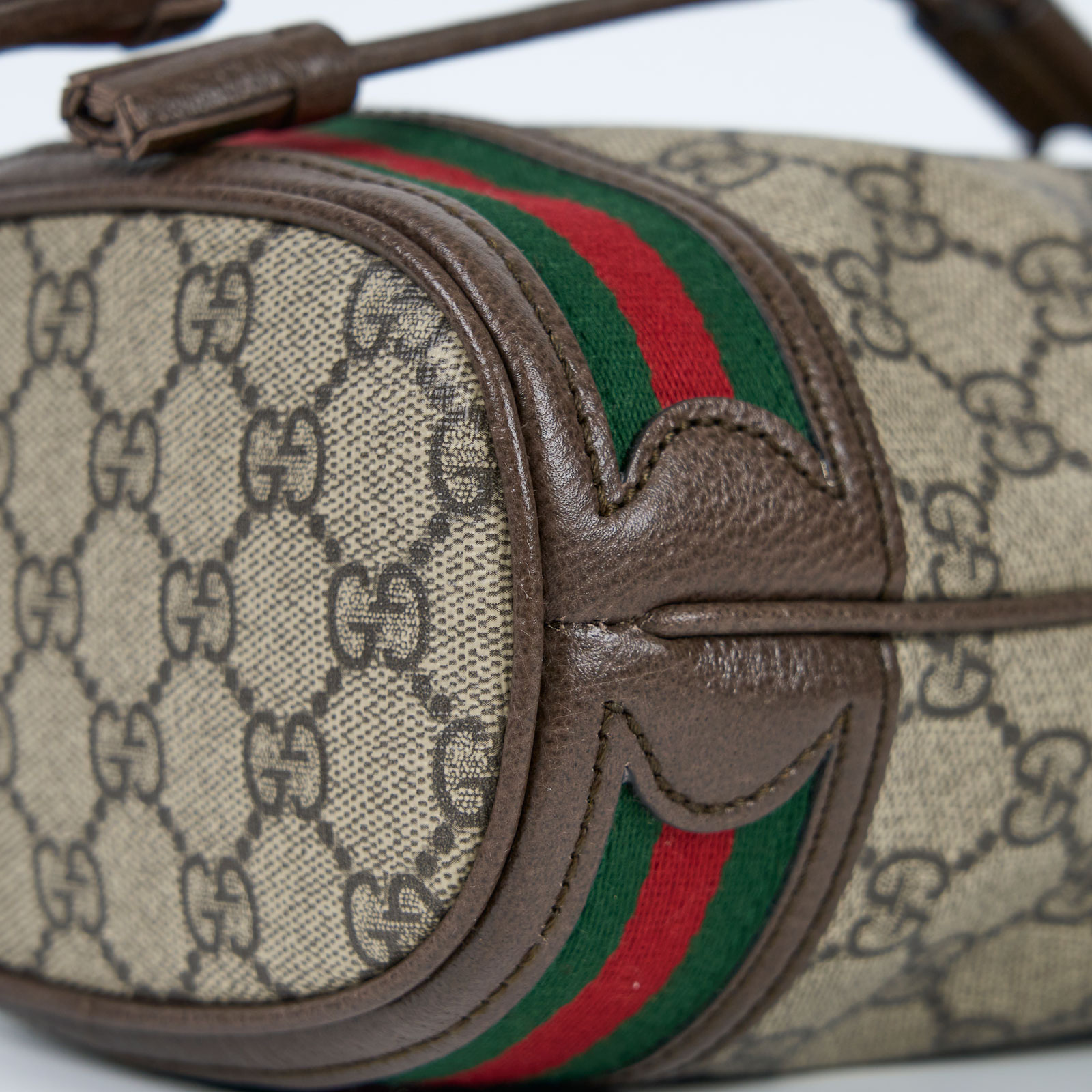 古馳 GUCCI Ophidia GG 迷你 水桶袋 550620 OPHIDIA GG斜背水桶包 原廠盒子/防塵袋