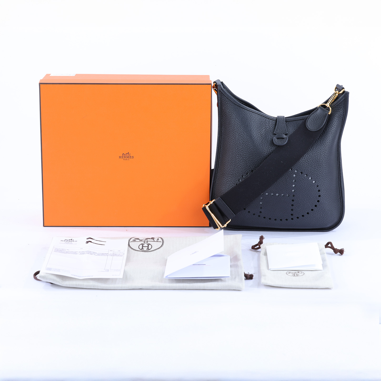 愛馬仕 Hermes Evelyne Bag 伊芙琳包 29 馬蹄型 EV29 W刻 黑EVELYNE29 原廠盒子/防塵袋/購買證明