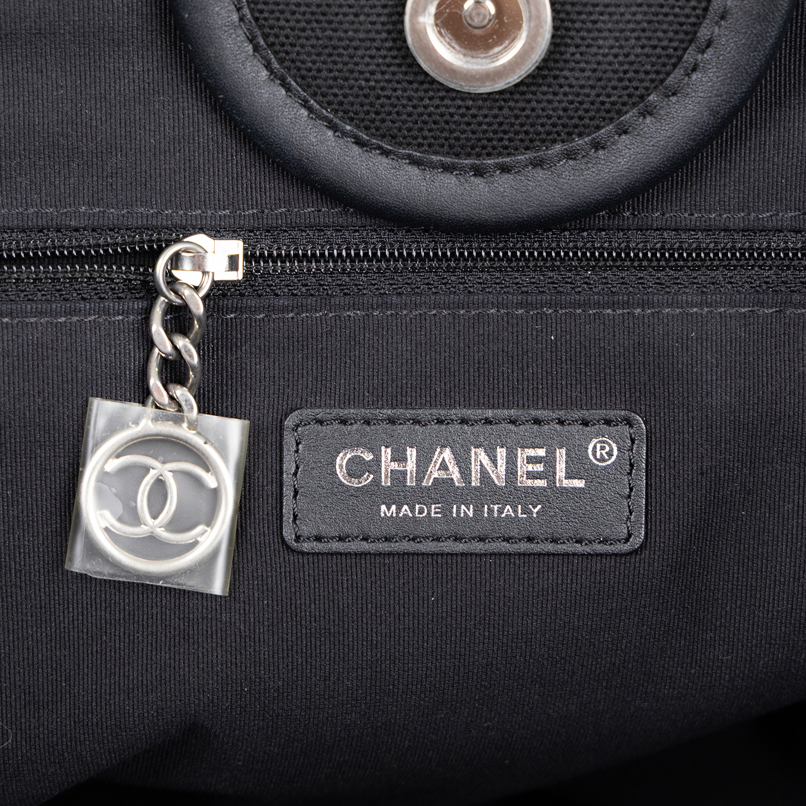 香奈兒 CHANEL 海灘包 大型 A66941 晶片款 黑白條紋條紋DEAUVILLE沙灘包 原廠盒子/防塵袋/購買證明影本