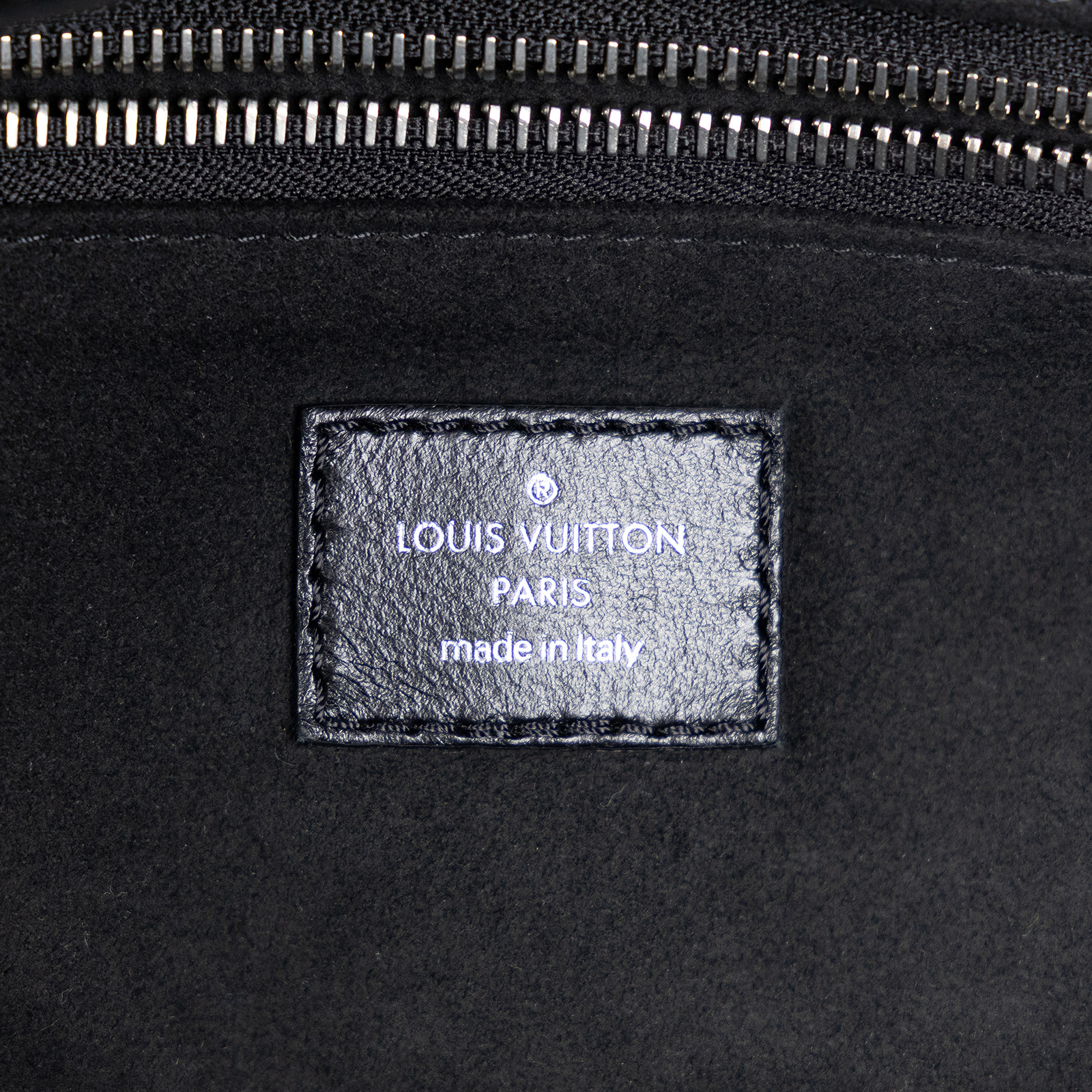 路易威登 LOUIS VUITTON CarryAll Vibe MM 手提 肩背包 黑色 M25143 晶片款  防塵袋/原廠盒子/購買證明
