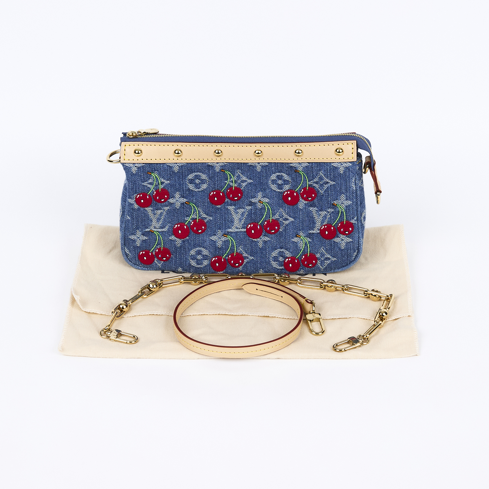 路易威登 LOUIS VUITTON LV x TM Pochette Accessoires 村上隆 櫻桃 牛仔 肩背包 麻將包 M13994 晶片款  防塵袋