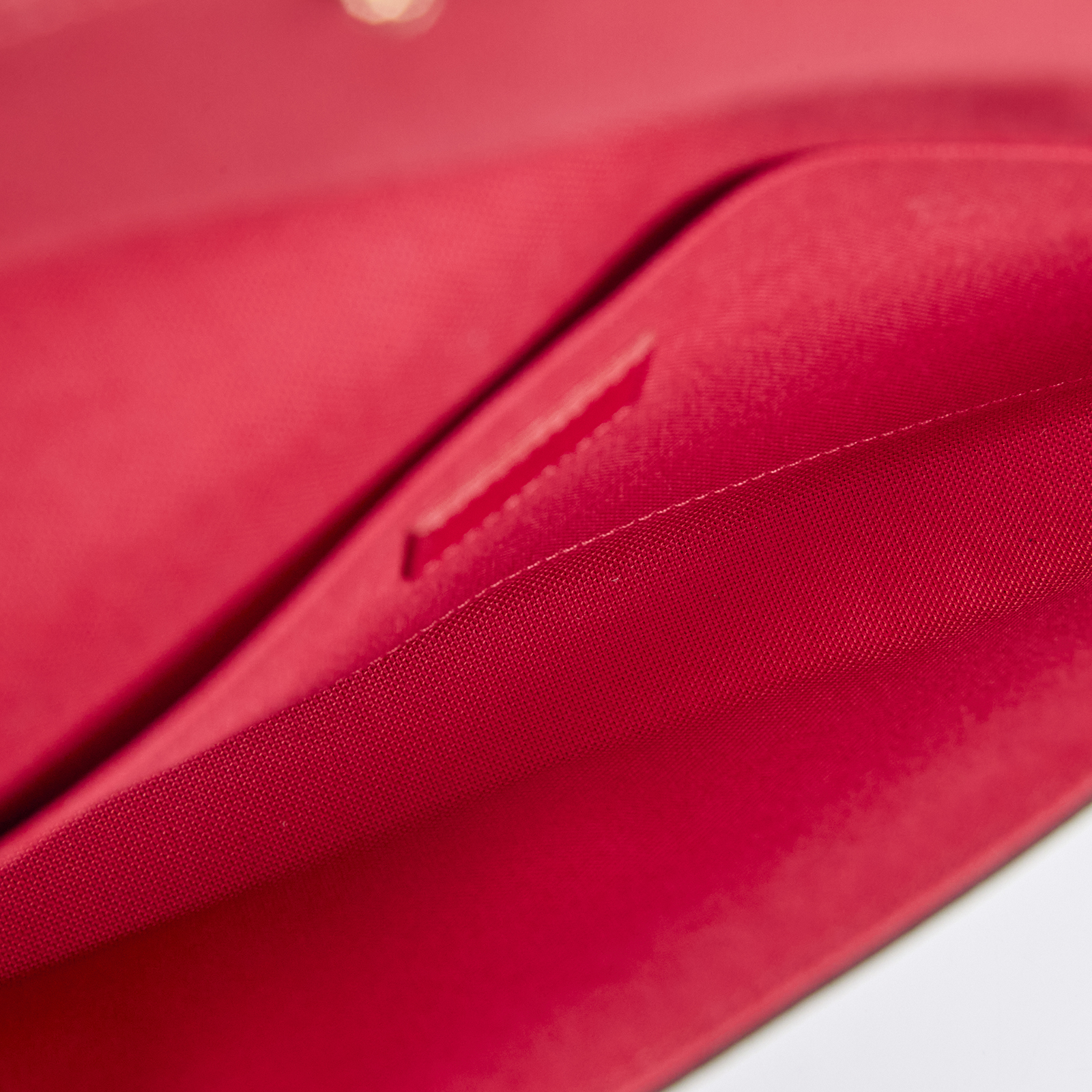 路易威登 LOUIS VUITTON Pochette Félicie 鏈帶扣式斜背 手拿 長夾 Ebène帆布 櫻桃紅 N63032  原廠盒子/防塵袋