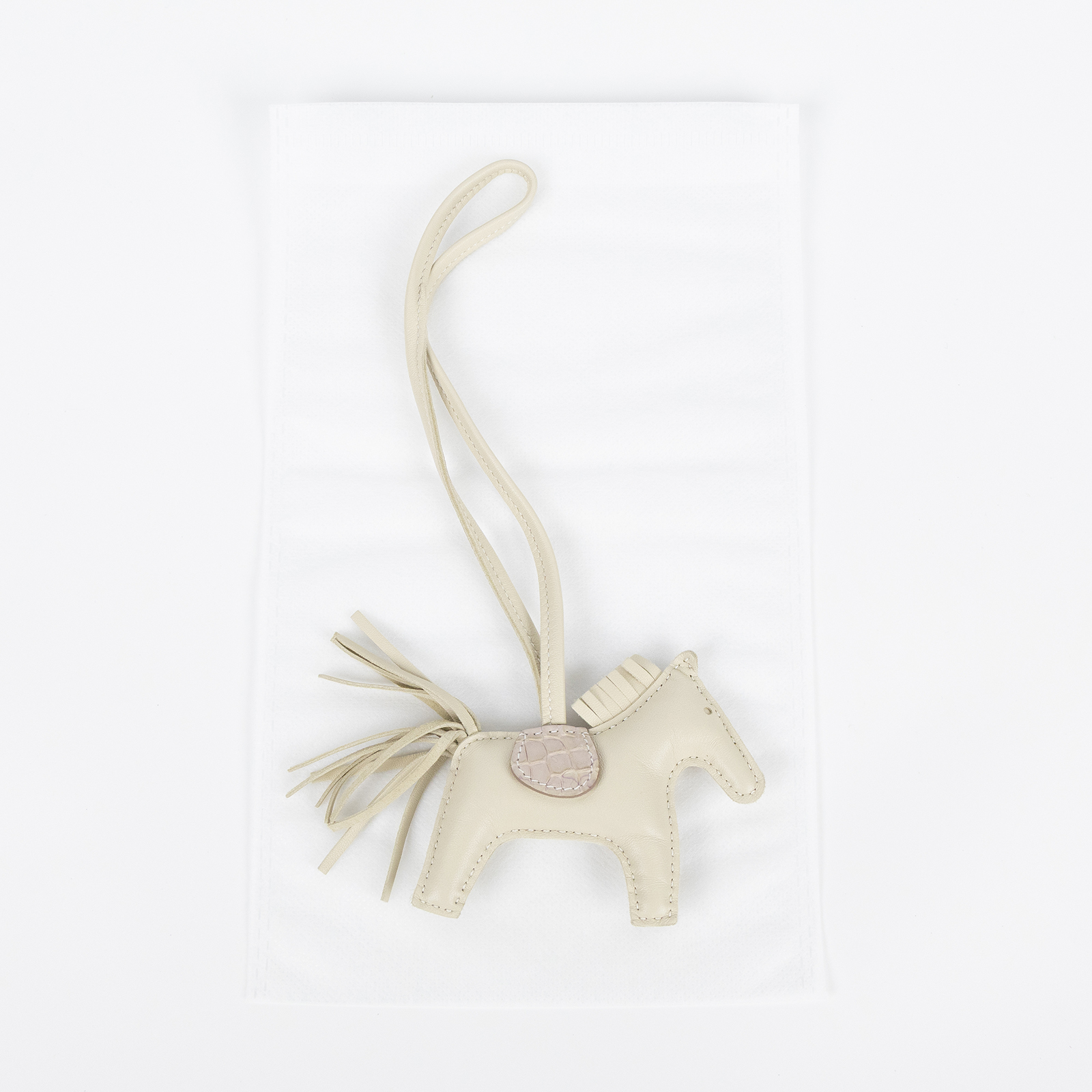愛馬仕 Hermes Rodeo PM 飛馬 吊飾 RODEOPM U SN U刻奶油白拚鱷魚RODEO PM 無附屬品