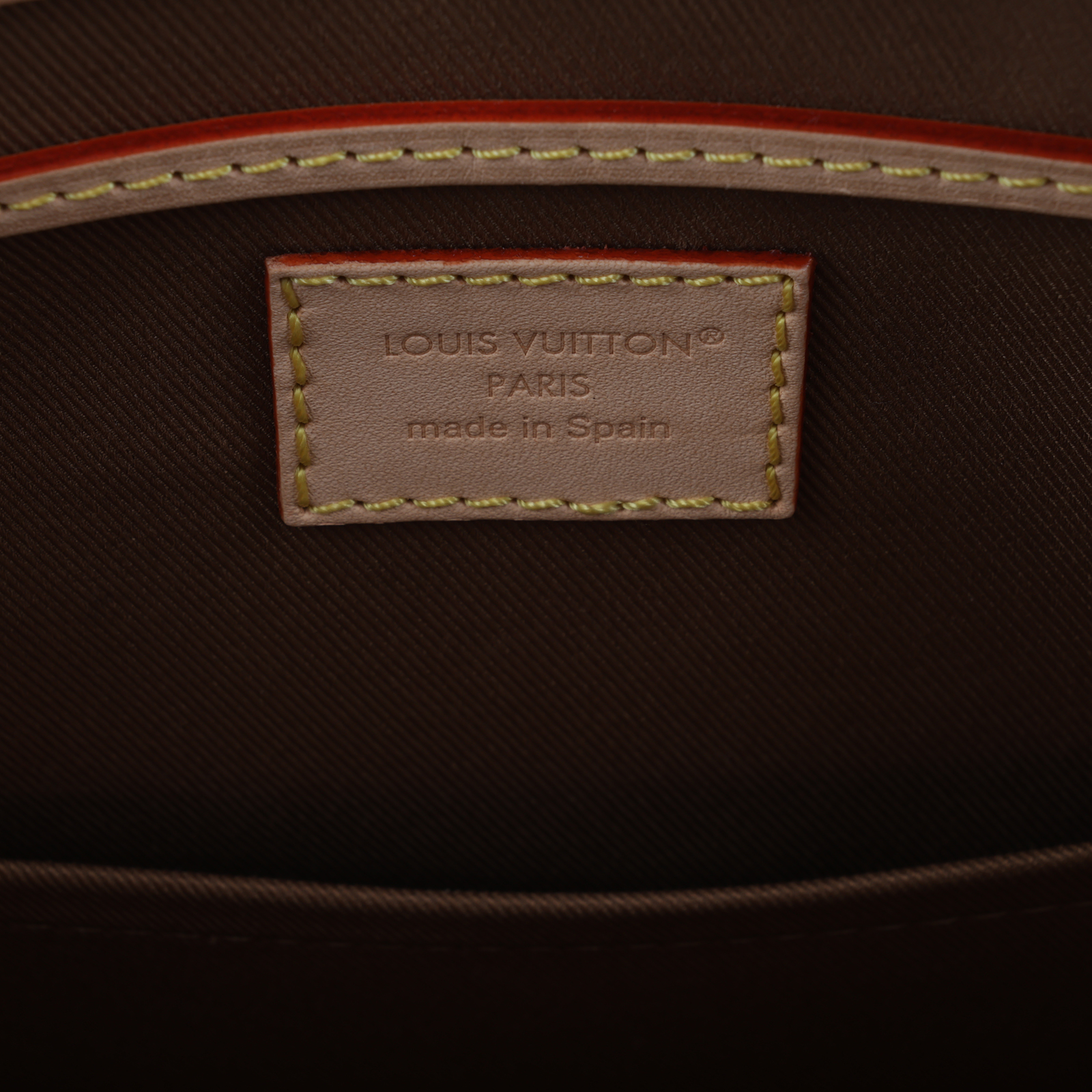 路易威登 LOUIS VUITTON Montsouris PM 後背包 經典帆布 M11198 晶片款  原廠盒子/防塵袋/背帶2