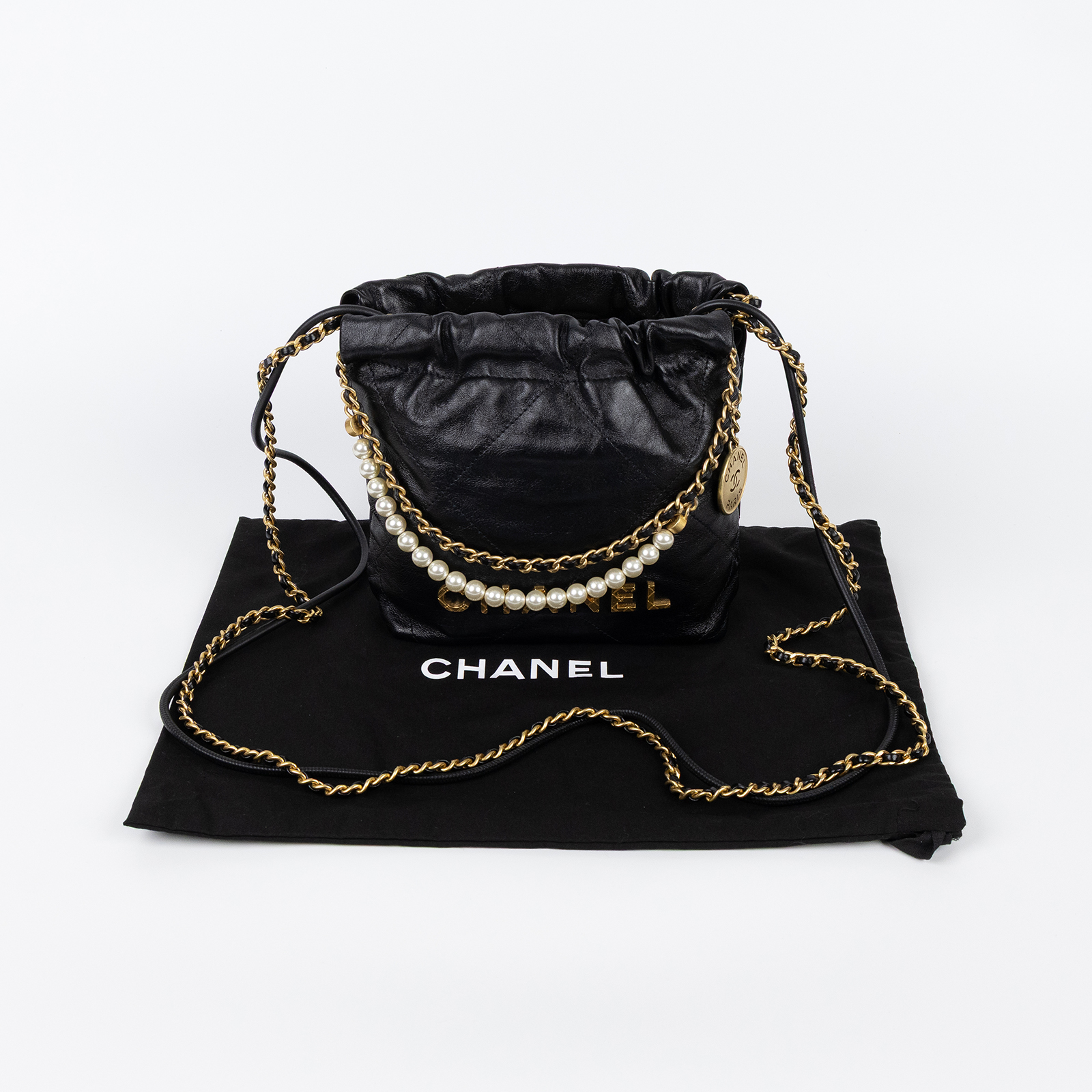 香奈兒 CHANEL 22 迷你 束口包 AS3980 晶片款 黑金珍珠鍊 22 MINI 防塵袋
