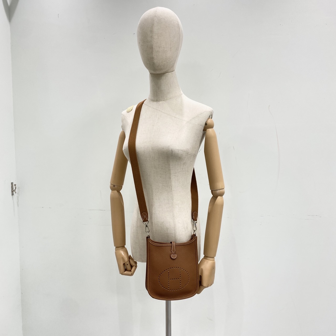 愛馬仕 Hermes Evelyne Bag Mini 伊芙琳包 Evelyne 16 EV16 B刻 金棕MINI EVELYNE 原廠盒子/防塵袋/購買證明