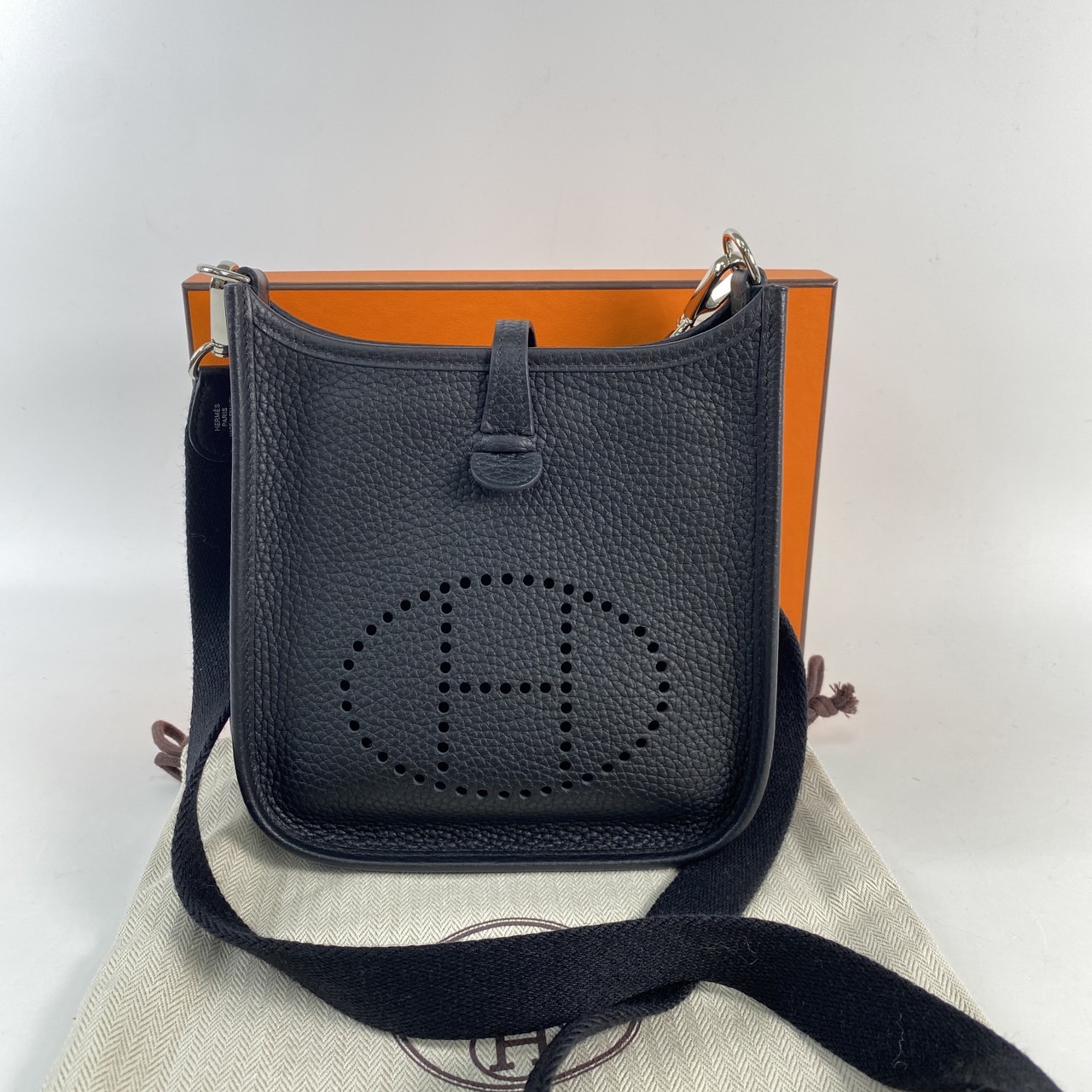 愛馬仕 Hermes Evelyne Bag Mini 伊芙琳包 Evelyne 16 EV16 D刻 黑MINI EVELYNE 原廠盒子/防塵袋