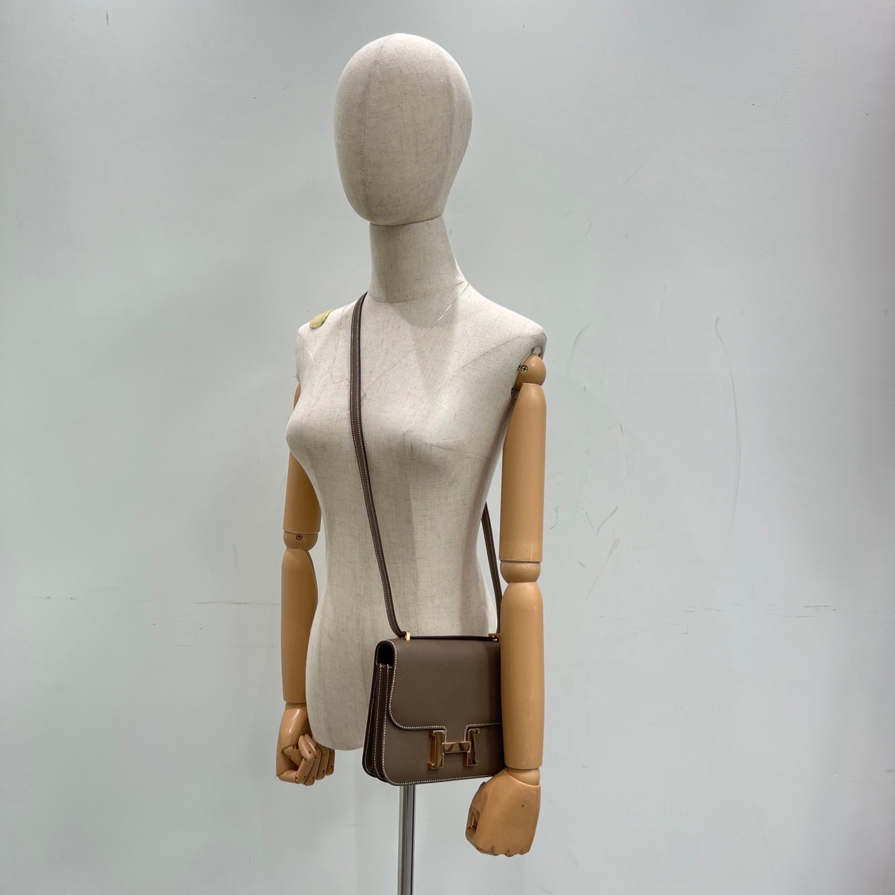 愛馬仕 Hermes Constance Bag 康康包 MIni 18 CN18 U刻 大象灰PG釦CONSTANCE18 原廠盒子/防塵袋