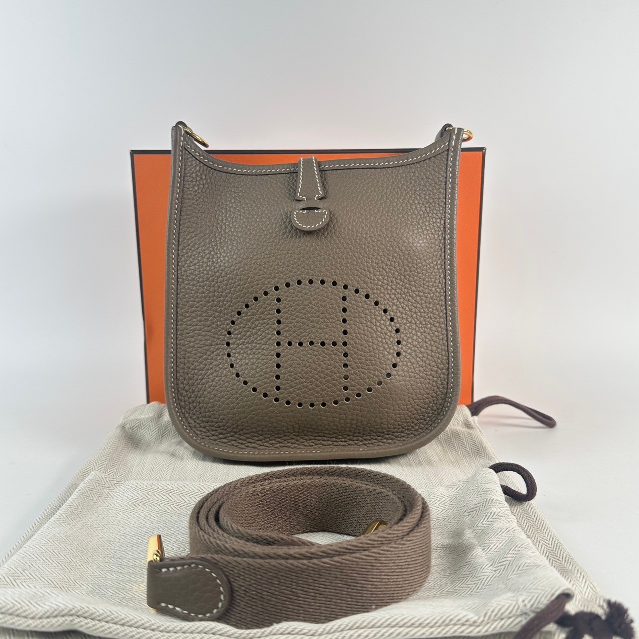 愛馬仕 Hermes Evelyne Bag Mini 伊芙琳包 Evelyne 16 EV16 U刻 大象灰金釦Evelyne MINI 防塵袋/原廠盒子