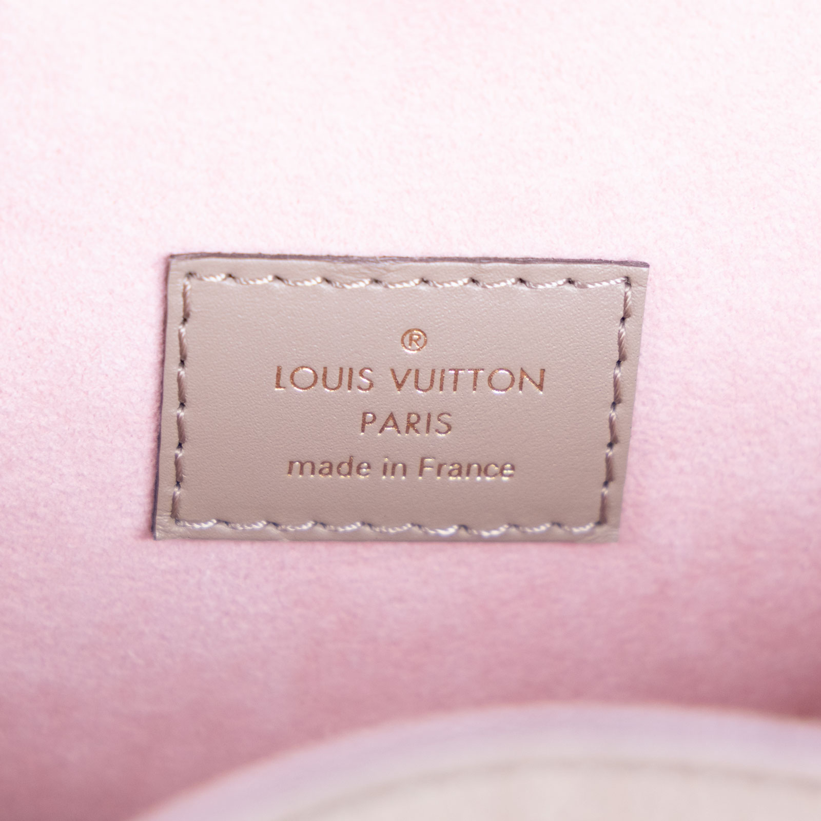 路易威登 LOUIS VUITTON Montsouris 後背包 M45410 晶片款 米灰壓紋後背包 吊牌