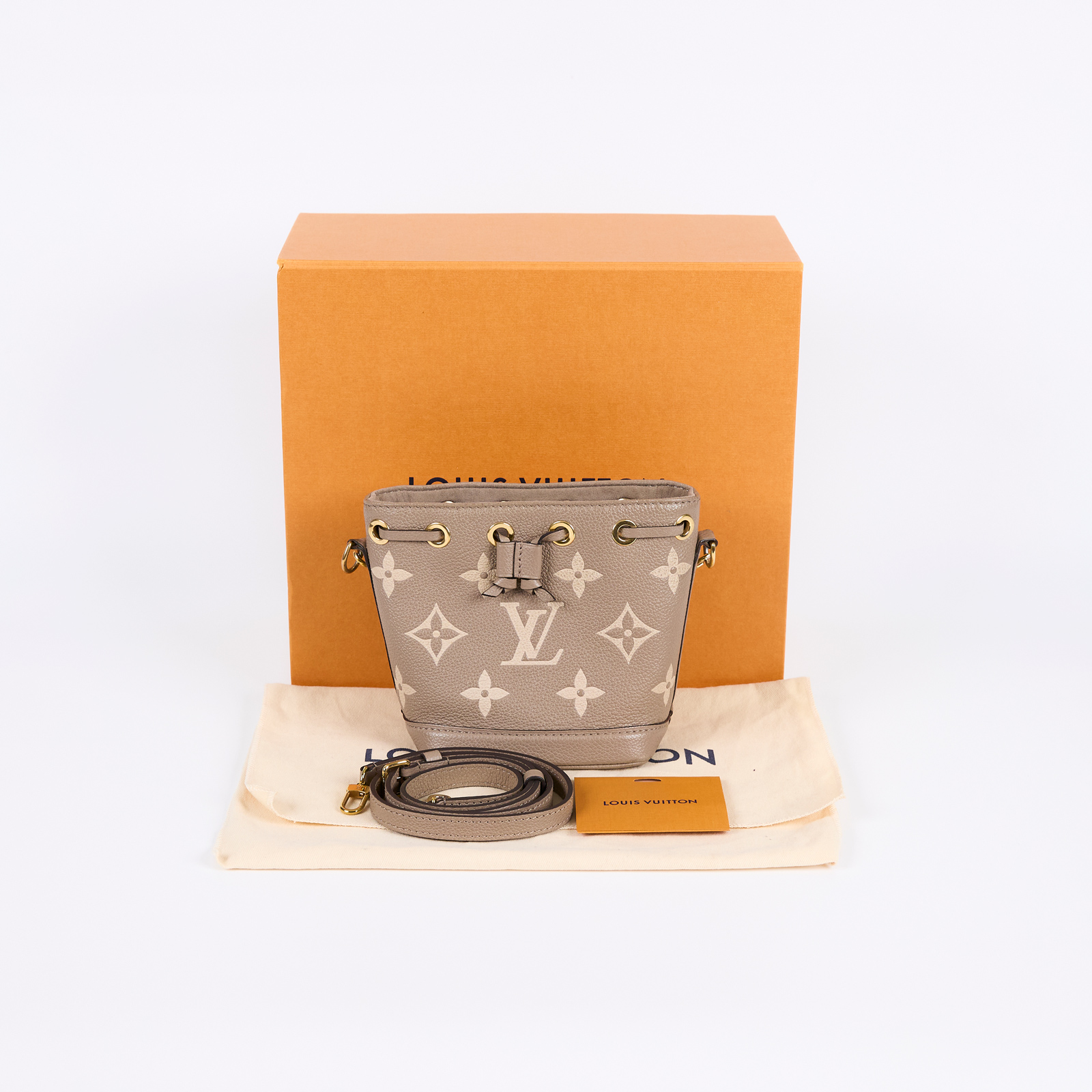 路易威登 LOUIS VUITTON Nano Noé 雙色 束口水桶包 M46291 晶片款  原廠盒子/防塵袋