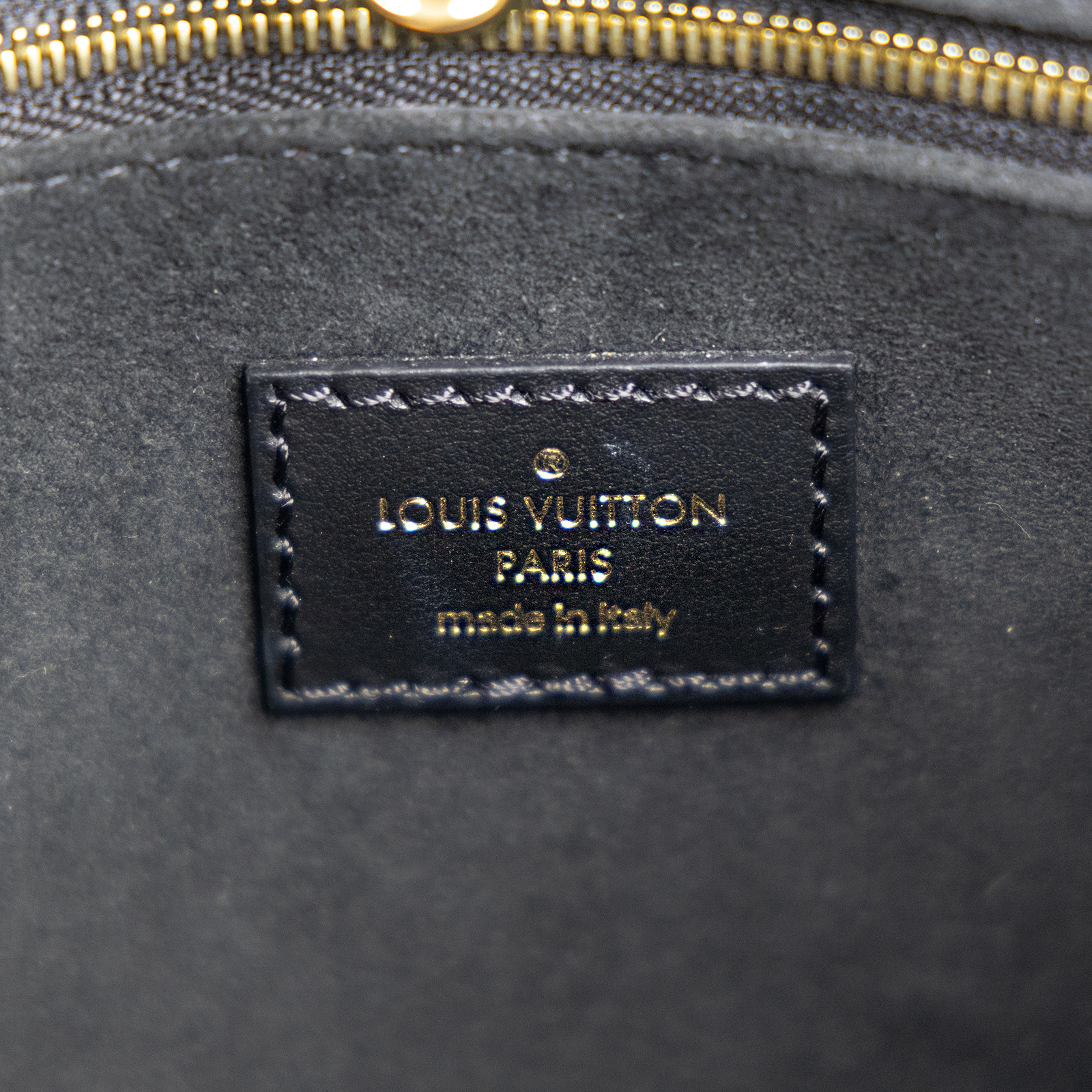 路易威登 LOUIS VUITTON OnTheGo PM 手提 肩背包 黑色 M45653 晶片款 黑原花壓紋ON THE GO PM 原廠盒子/防塵袋