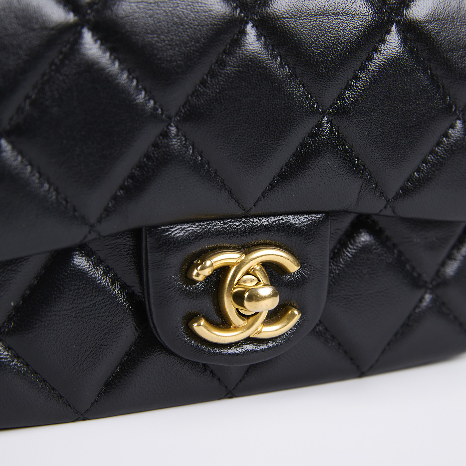 香奈兒 CHANEL Mini Coco 菱格紋 愛心金球 方胖 AS3828 晶片款 黑金羊愛心調節扣方胖 防塵袋/原廠盒子