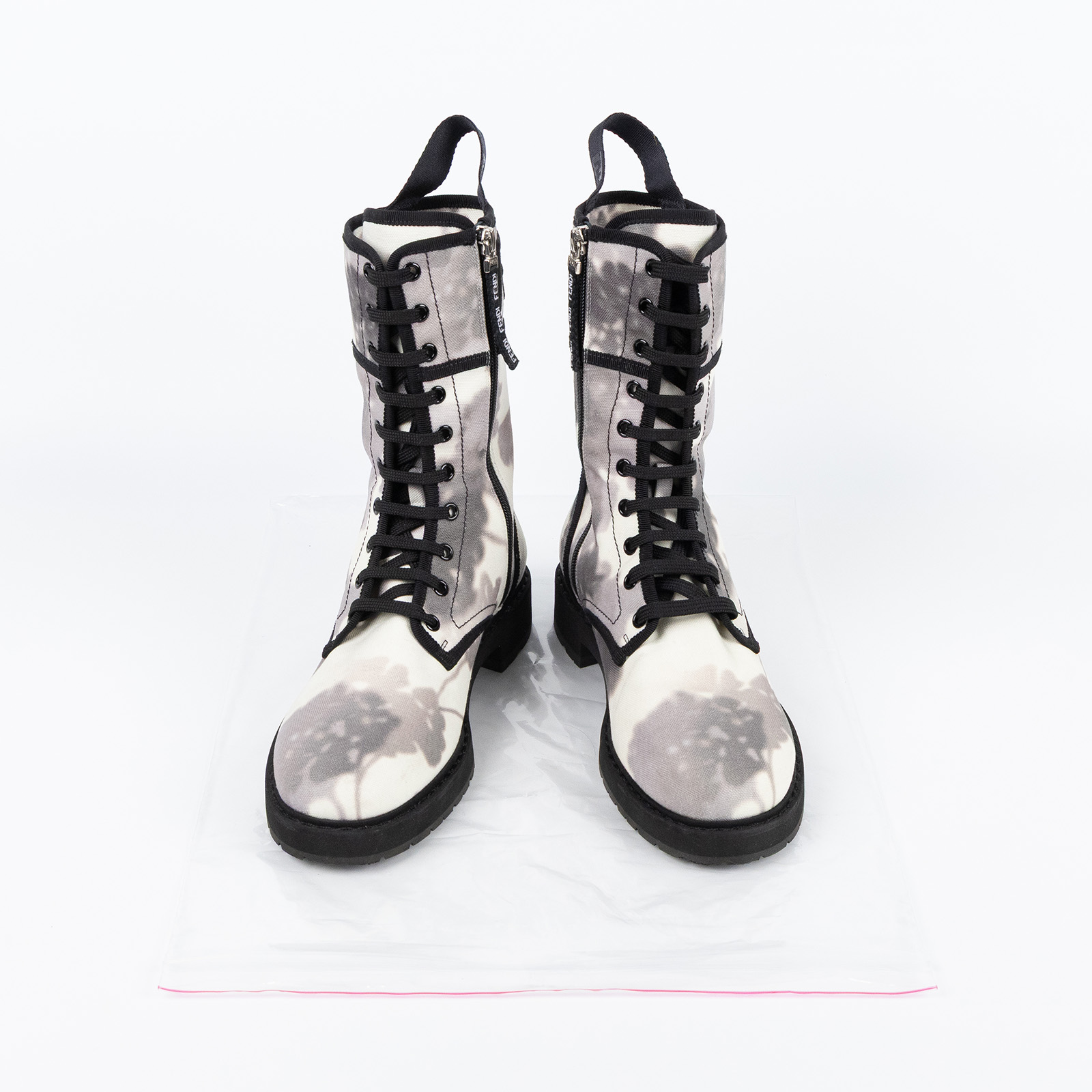 芬迪 FENDI 花卉印花 機車靴  黑灰水墨帆布中筒靴 無附屬品