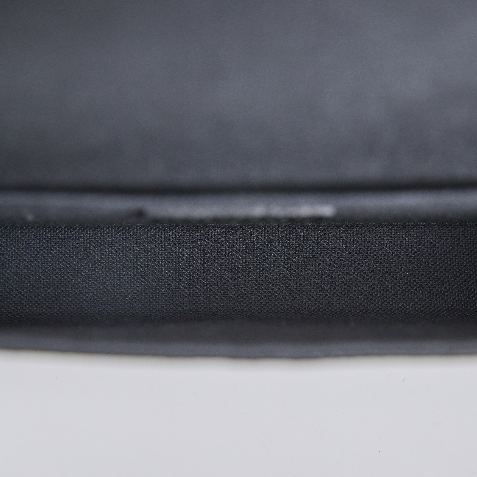 路易威登 LOUIS VUITTON Félicie Pochette 經典壓花皮格 WOC 翻蓋 斜背 鍊帶 肩背包 黑色 M64064 晶片款  原廠盒子/防塵袋