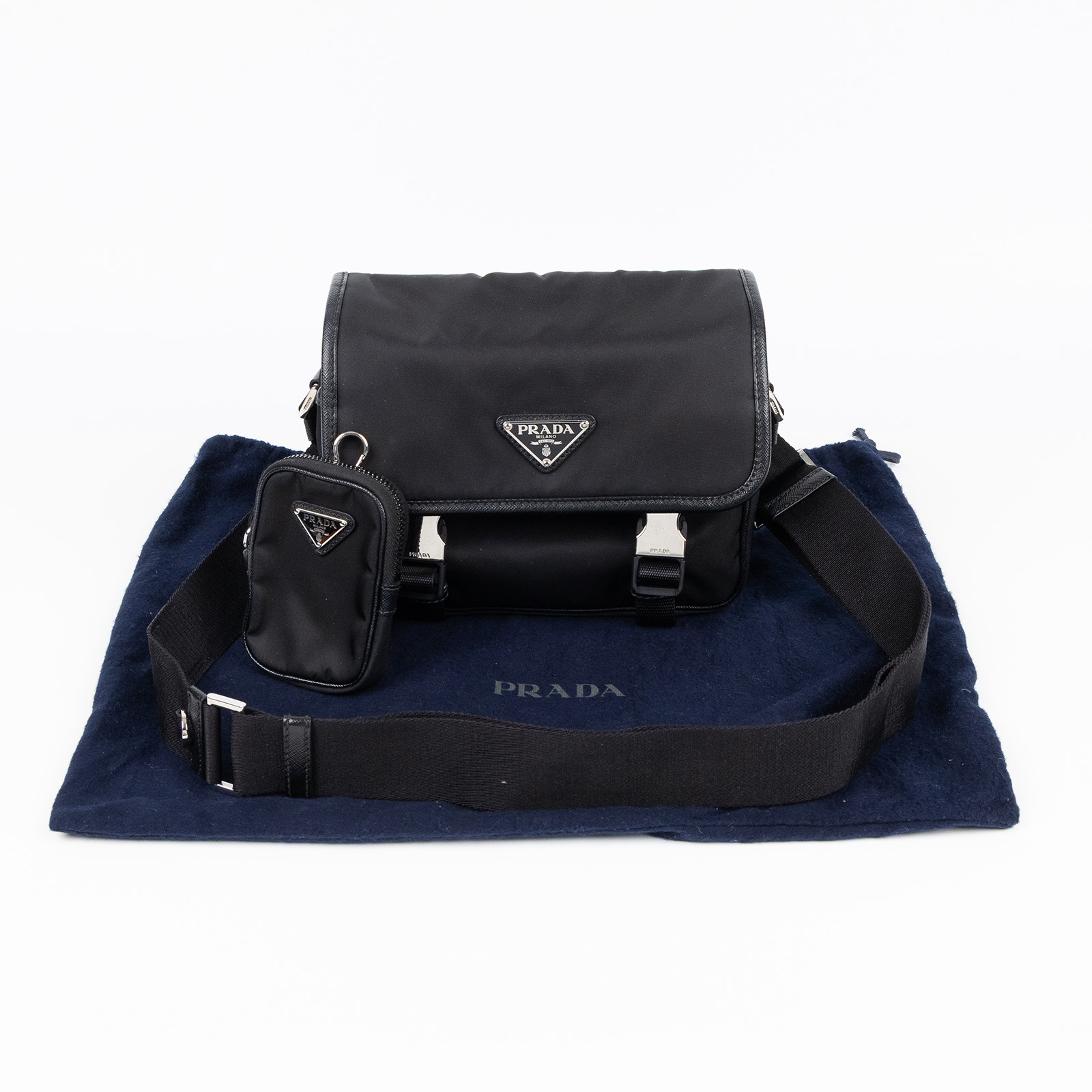 普拉達 PRADA Re-Nylon Saffiano 皮革肩背袋 2VD034_2DMH 黑Re-Nylon 及 Saffiano 皮革肩背袋 防塵袋/內袋