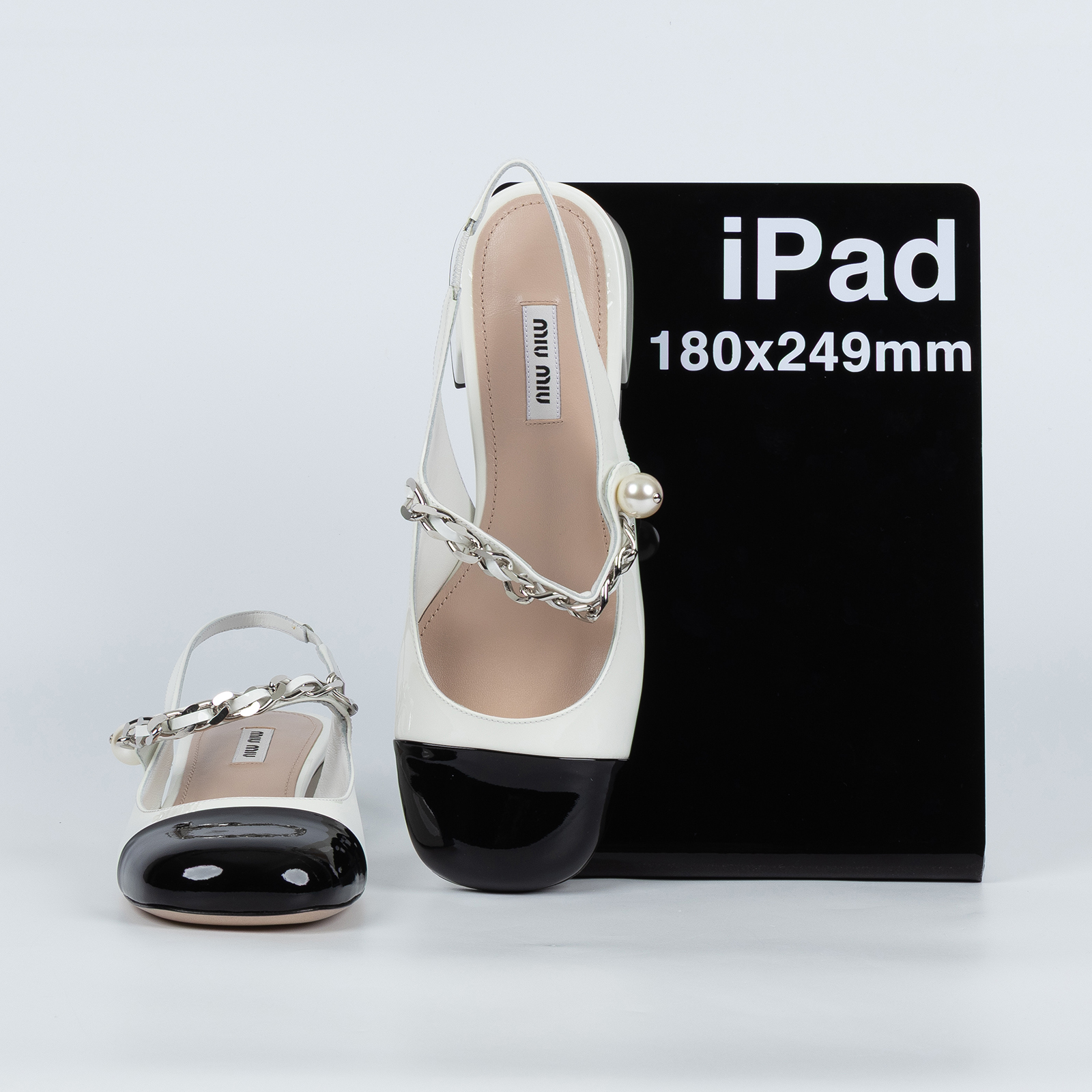 繆繆 MIU MIU 漆皮 後飾帶 跟鞋 5I460D_ZHV_38 黑白漆皮珍珠娃娃鞋 原廠盒子/防塵袋