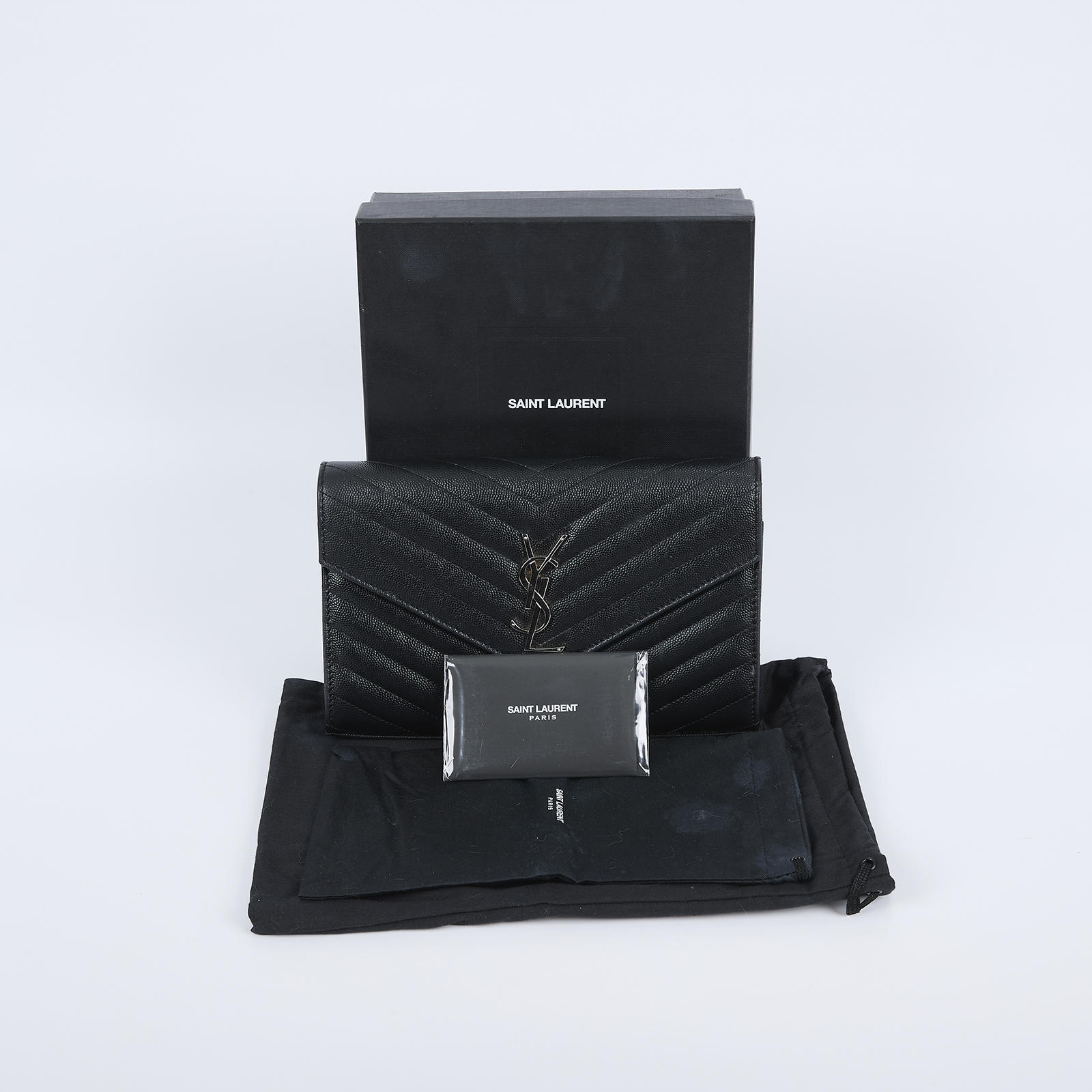 聖羅蘭 YSL SAINT LAURENT Cassandre 經典粒面皮革 鏈條 錢包 銀色五金 377828BOW02 黑銀魚子醬WOC 防塵袋/原廠盒子