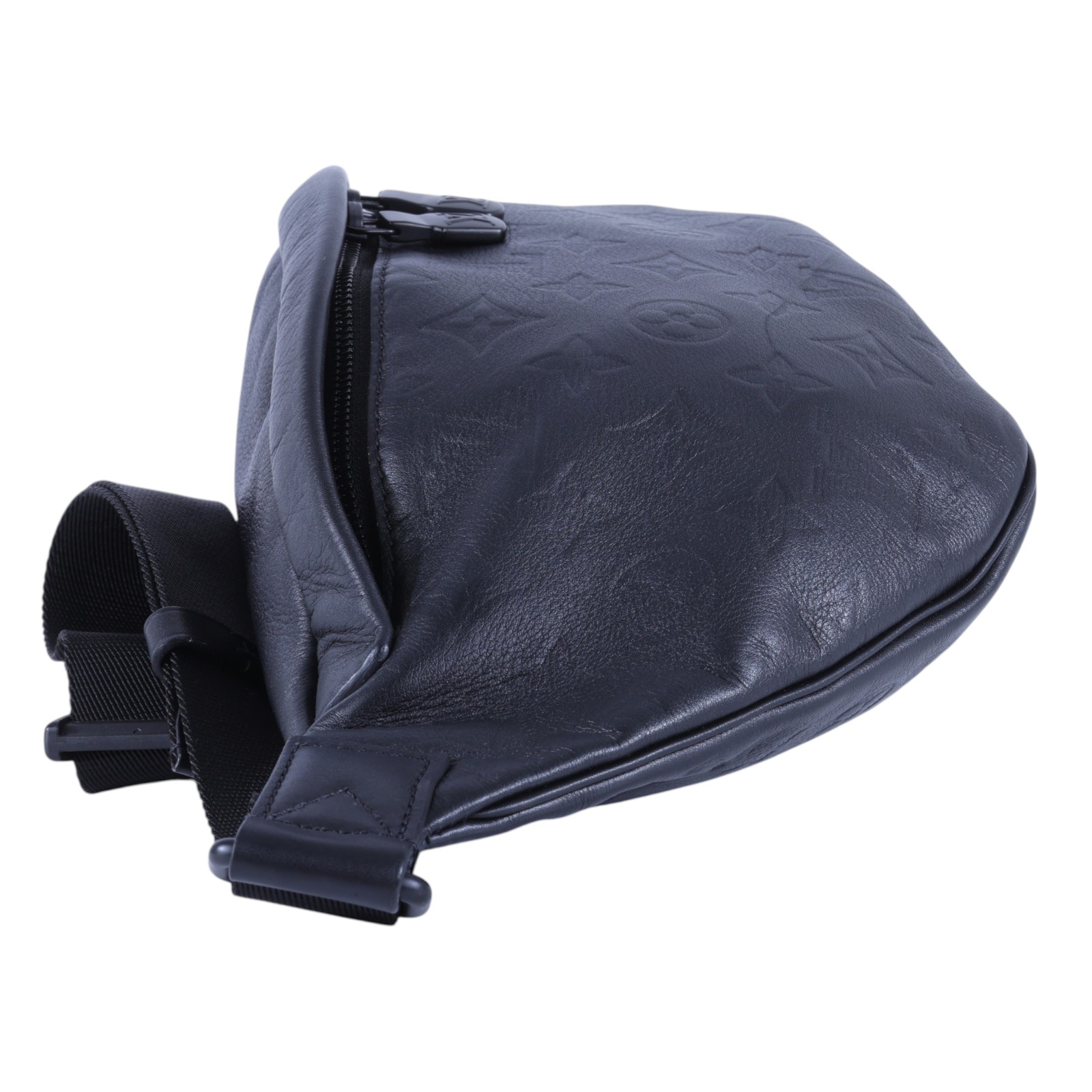 路易威登 LOUIS VUITTON Discovery 壓花小牛皮 腰包 黑色 M44388 晶片款 黑原花壓紋DISCOVERY腰包 防塵袋