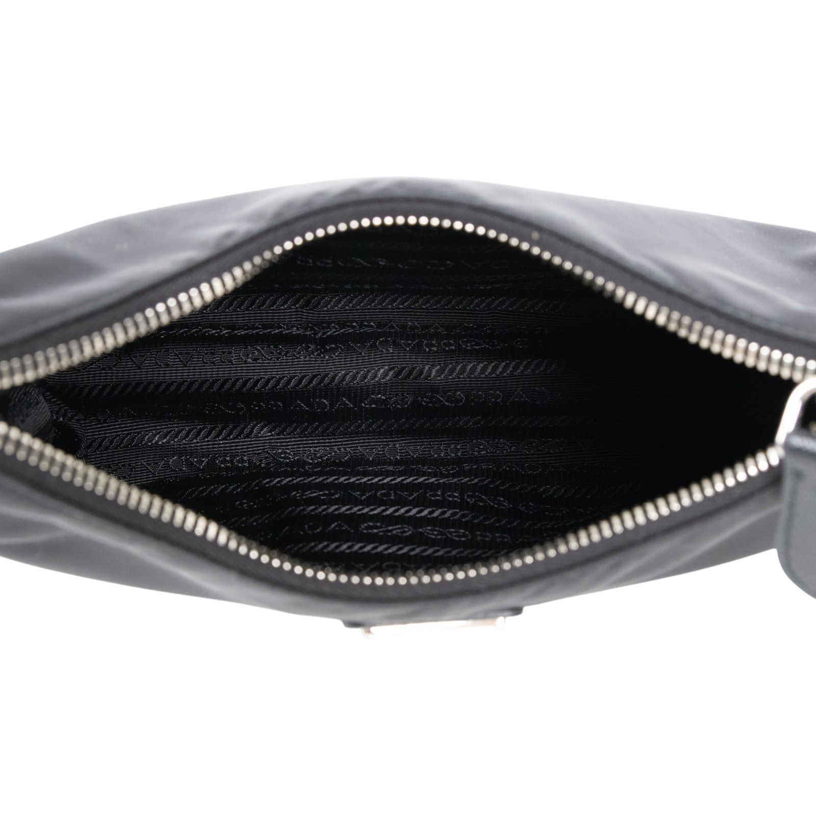 普拉達 PRADA Prada Re-Edition 環保尼龍 迷你袋 1NE204_R064 黑尼龍HOBO腋下包 防塵袋/保證卡