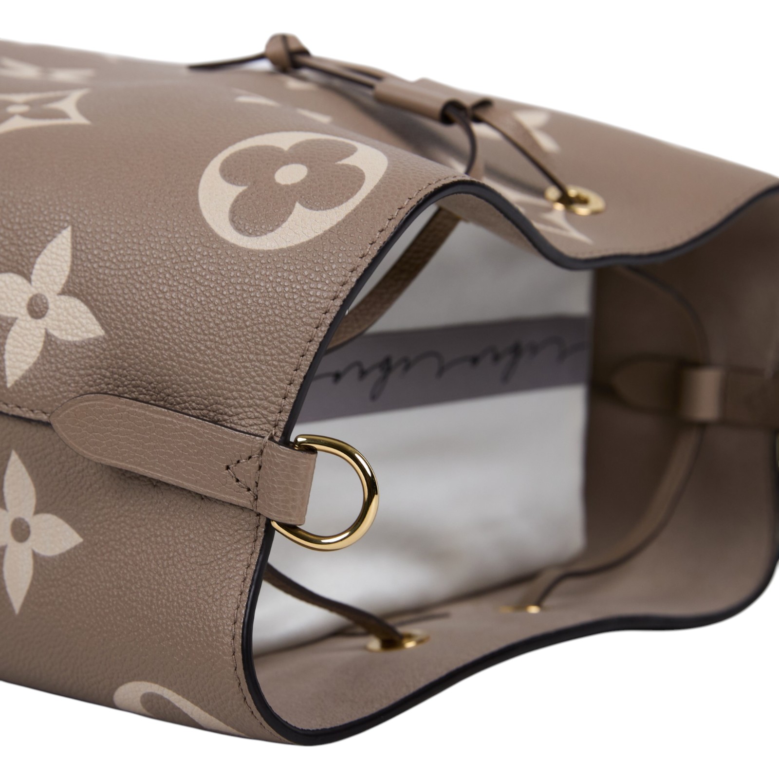 路易威登 LOUIS VUITTON NéoNoé MM 皮革 肩背 水桶包 斑鳩灰色/奶油色 M45555 晶片款  防塵袋/購買證明/內袋/手提把/背帶