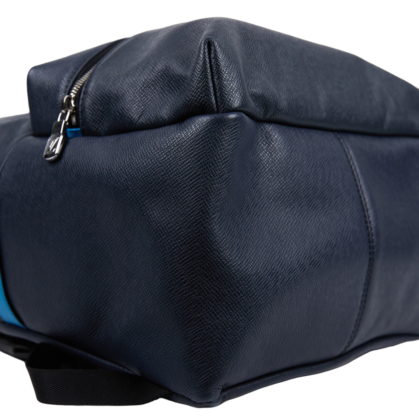 路易威登 LOUIS VUITTON Discovery PM 後背包 雙肩包 M30359 深藍Discovery PM 後背包 防塵袋/購買證明影本
