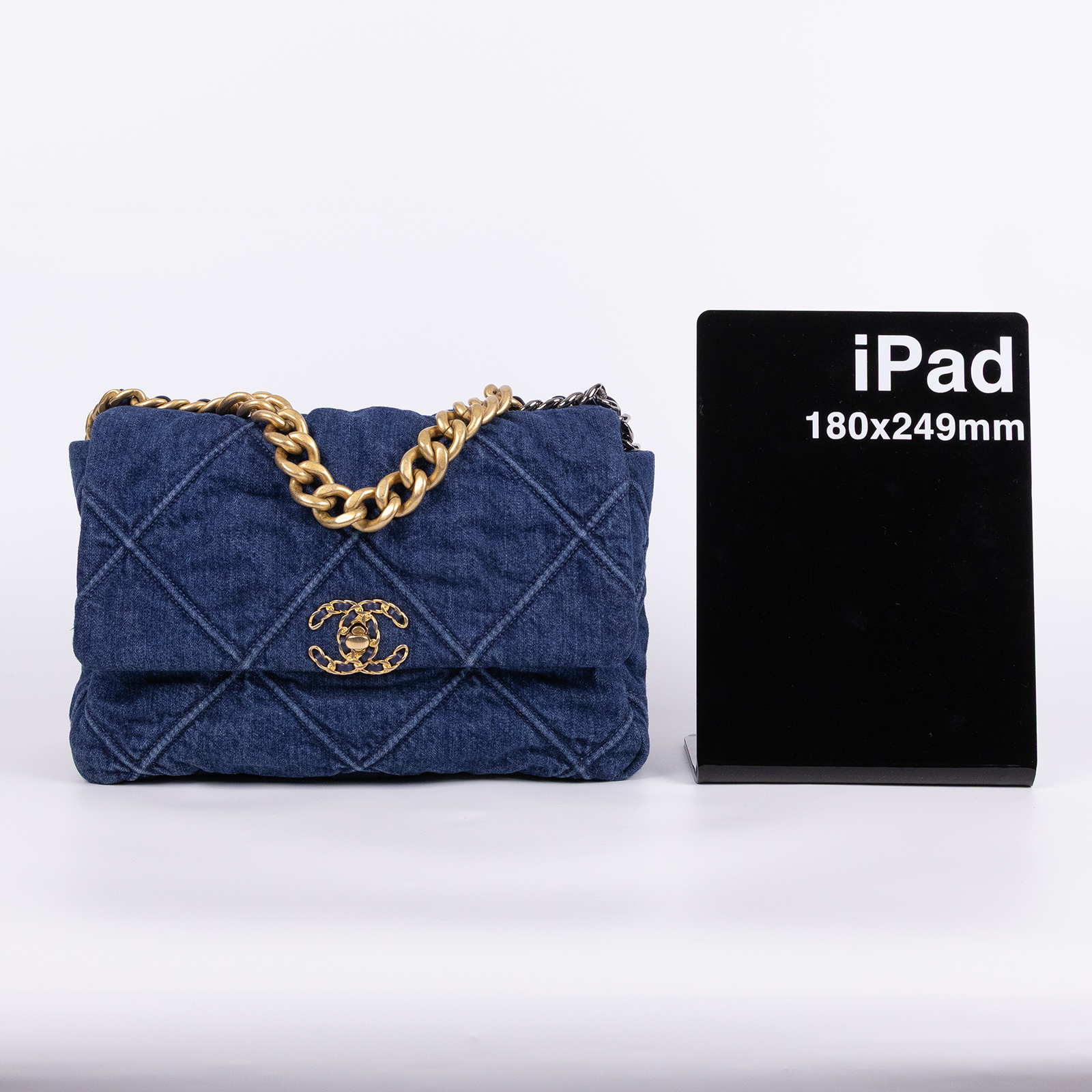 香奈兒 CHANEL 19 大型口蓋包 AS1161 B02876 29開牛仔19包 中號 防塵袋/原廠盒子/購買證明/保證卡