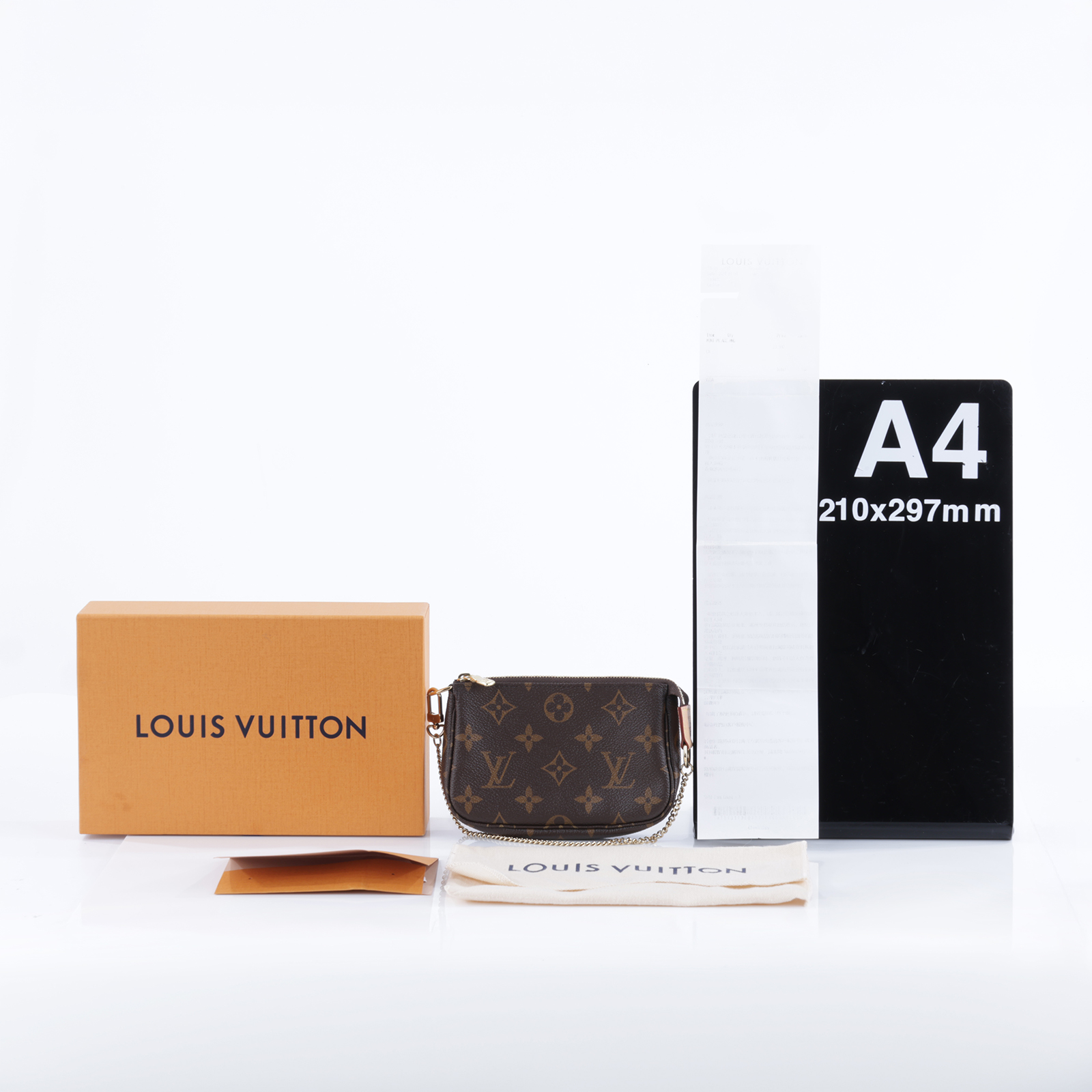 路易威登 LOUIS VUITTON Monogram塗層帆布 鏈帶 迷你小皮包 M58009 原花POUCH 原廠盒子/防塵袋/購買證明