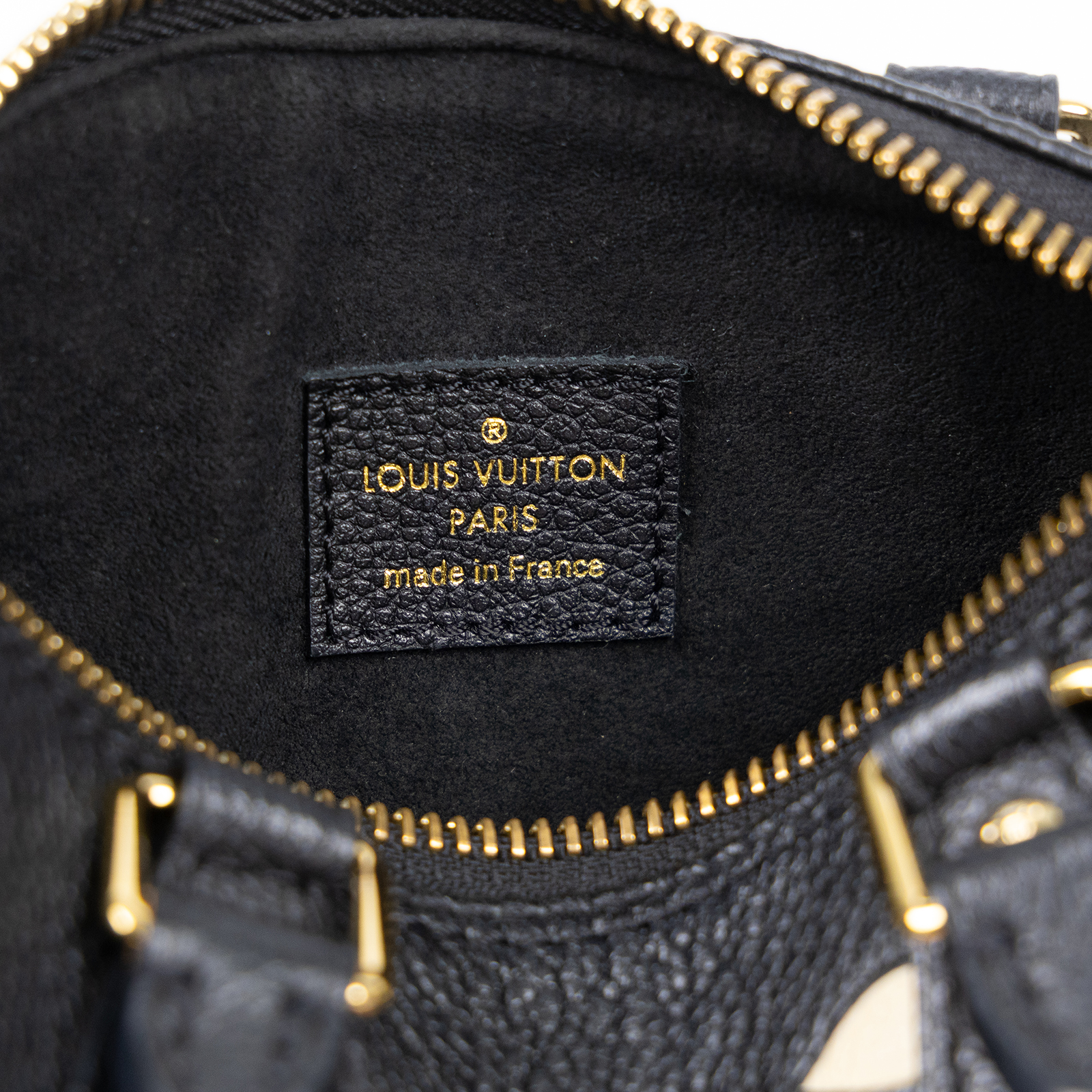 路易威登 LOUIS VUITTON Nano Speedy 雙色 手提 肩背包 M81456 晶片款 黑白壓花NANO SPEEEDY 原廠盒子/背帶