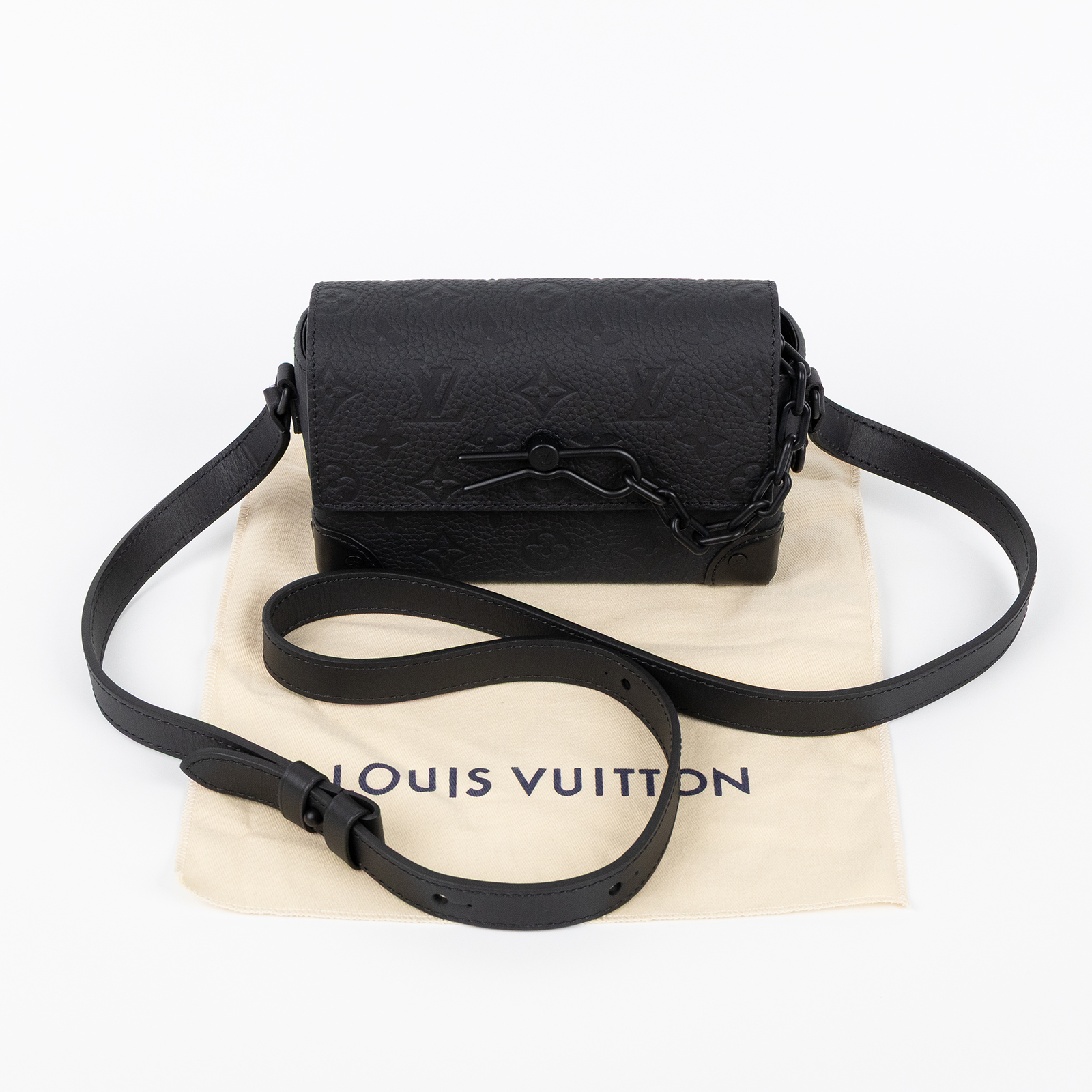 路易威登 LOUIS VUITTON Steamer 隨身 錢包 黑色 M81746 晶片款 黑原花壓紋Steamer肩背包 防塵袋