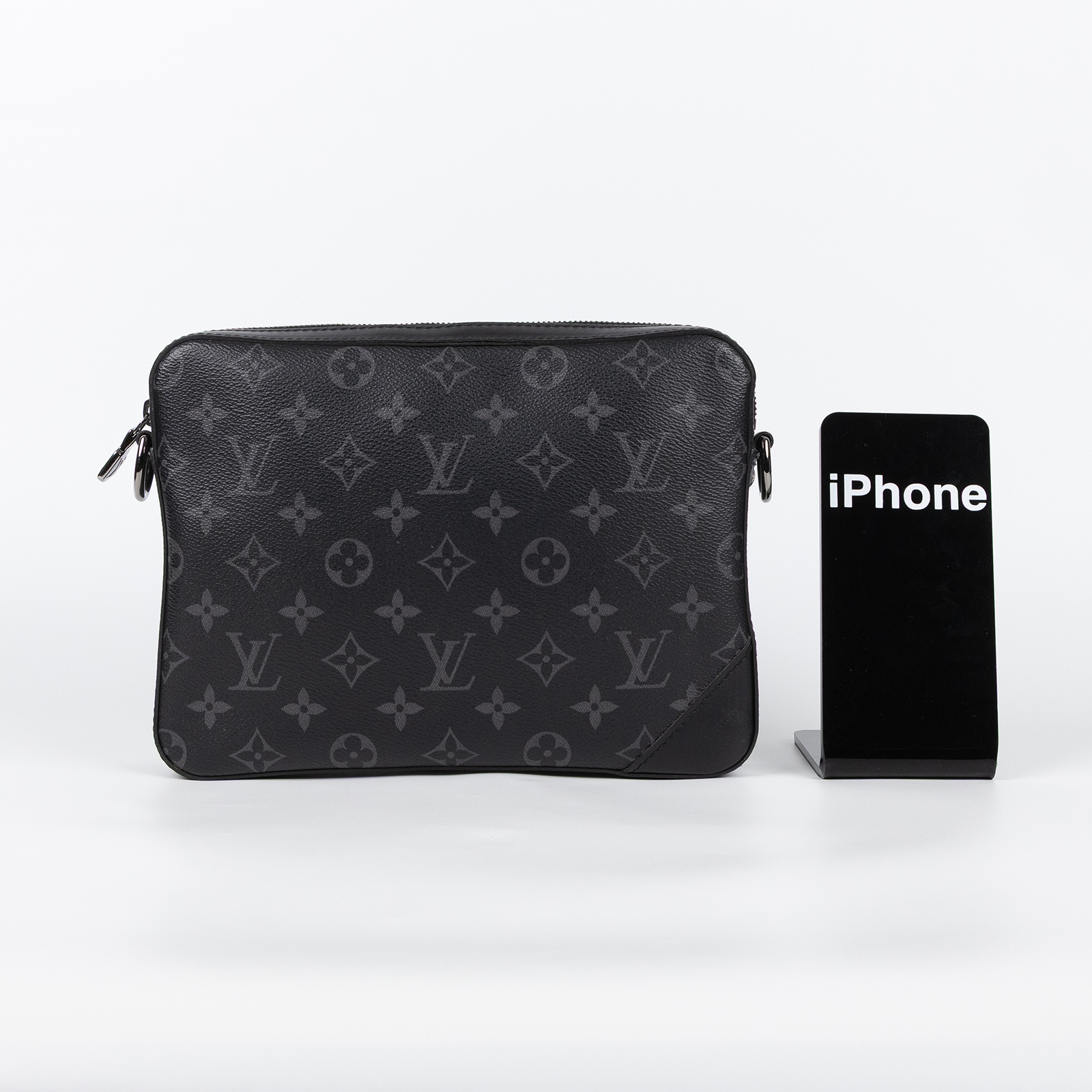 路易威登 LOUIS VUITTON Trio 郵差包 Eclipse帆布 黑色 灰色 M69443 晶片款  原廠盒子/防塵袋/購買證明/子包2/背帶