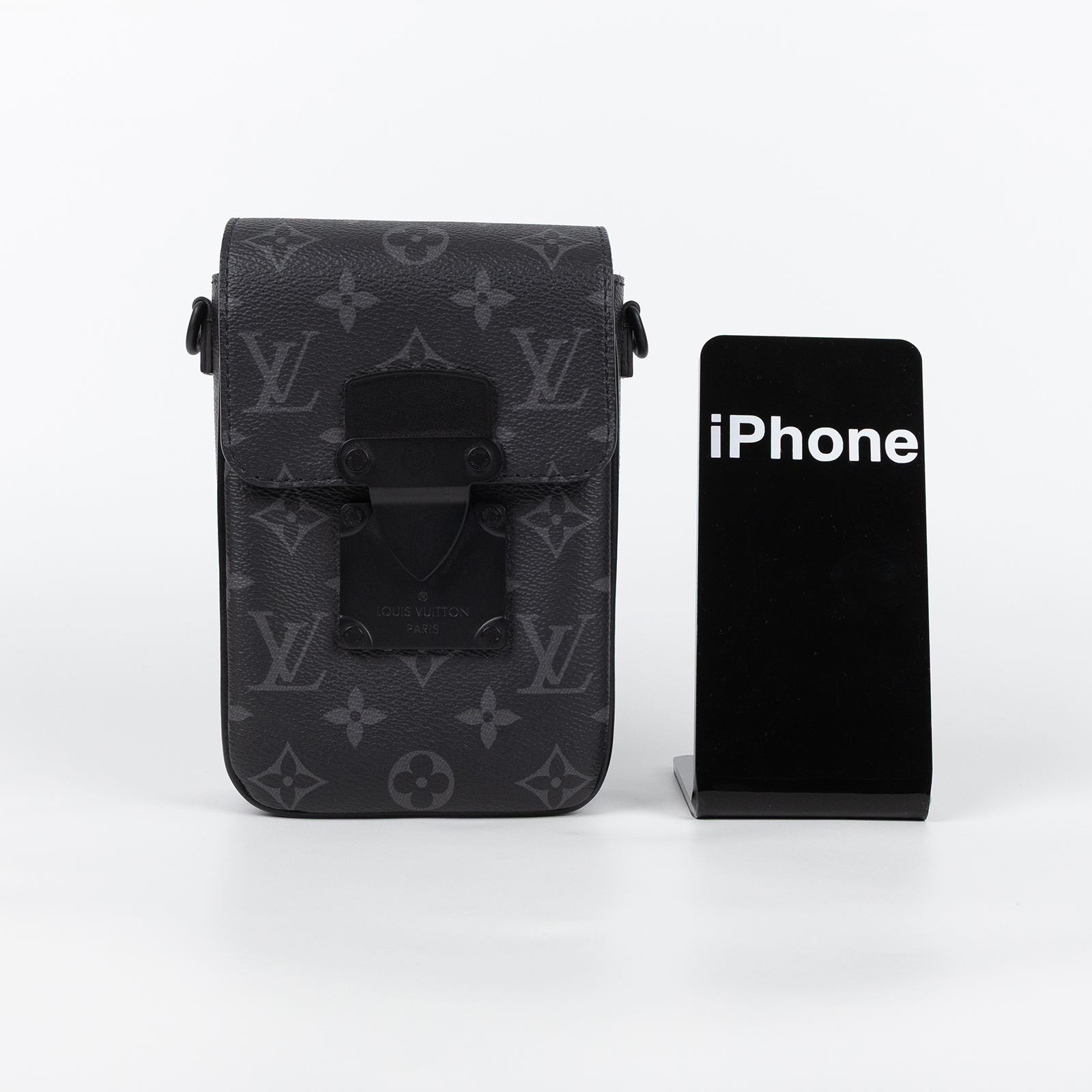 路易威登 LOUIS VUITTON S-Lock 直式隨身錢包 M82252 晶片款 黑S-Lock 鎖扣直式隨身錢包 原廠盒子/防塵袋/背帶