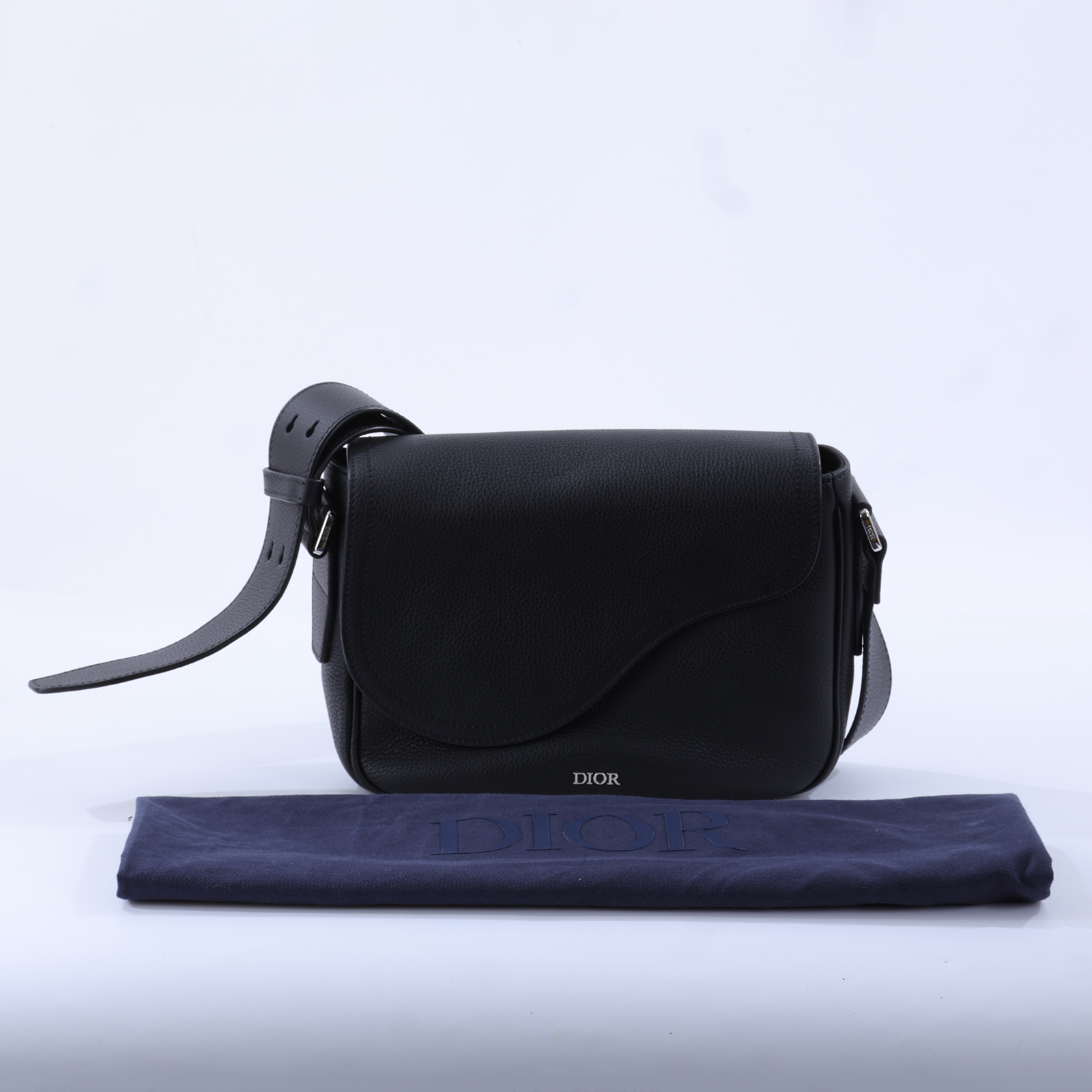 迪奧 CHRISTIAN DIOR Saddle 郵差包 1ADME130YMJ 黑牛皮SADDLE迷你郵差包 防塵袋