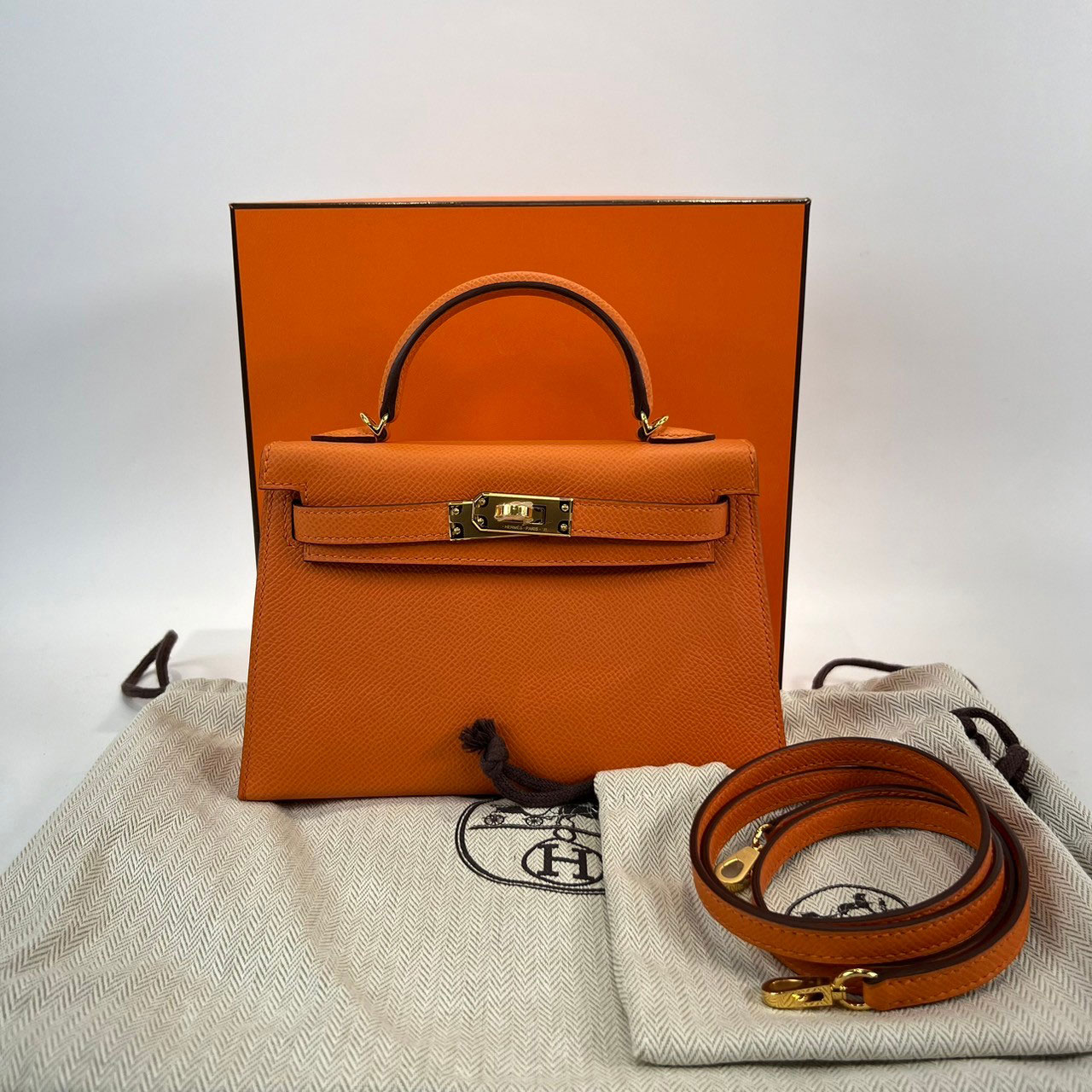 愛馬仕 Hermes Kelly Bag 凱莉包 mini KLM W FI 567 BM W刻 橘Mini Kelly II 原廠盒子/防塵袋2/背帶