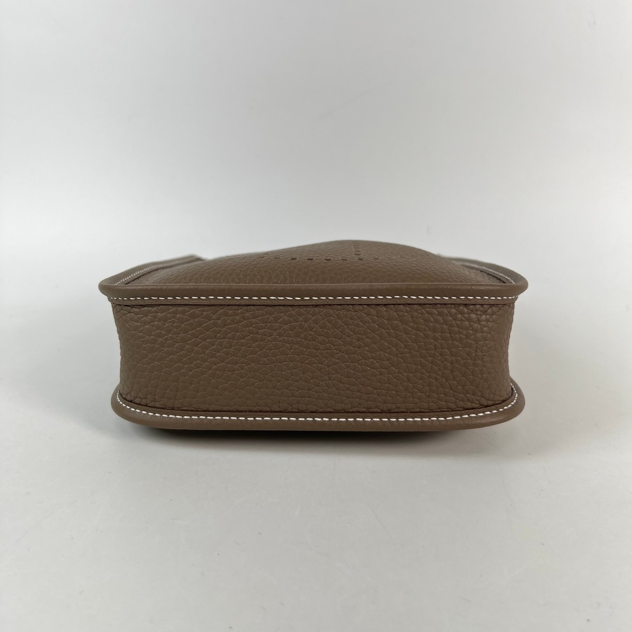 愛馬仕 Hermes Evelyne Bag 伊芙琳包 TPM EVTPM U MN 010 KD  原廠盒子/防塵袋2/背帶