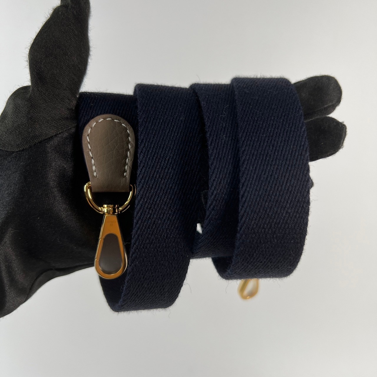 愛馬仕 Hermes Evelyne Bag 伊芙琳包 TPM EVTPM U MN 010 KD  原廠盒子/防塵袋2/背帶