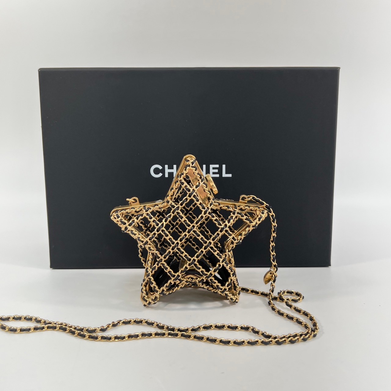香奈兒 CHANEL 星星 晚宴包 AS4028 晶片款 23S 立體星星皮穿鍊鏤空秀款 原廠盒子