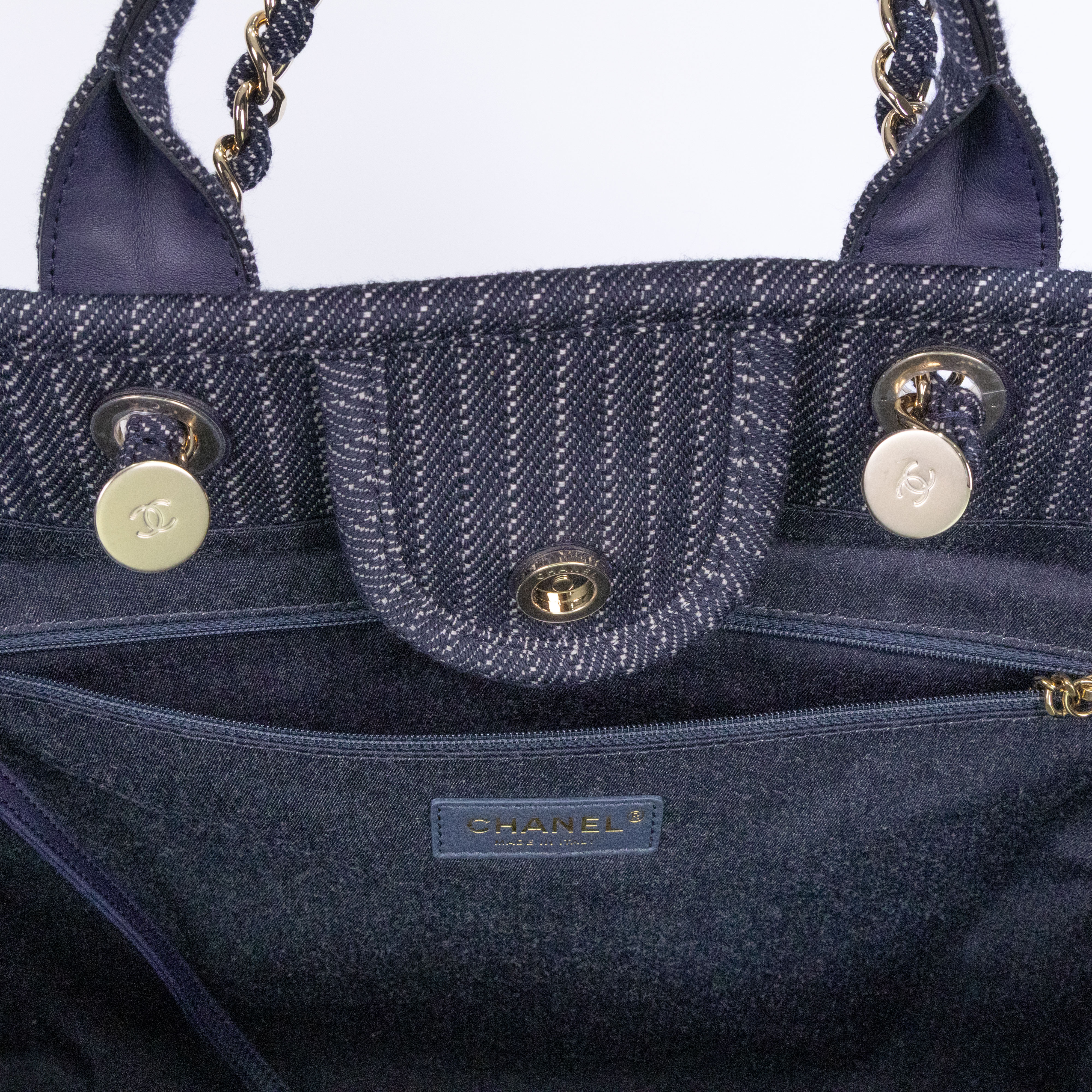 香奈兒 CHANEL DEAUVILLE 沙灘 托特包  晶片款 24A 深藍立體Deauville SHOPPING TOTE 防塵袋/內袋