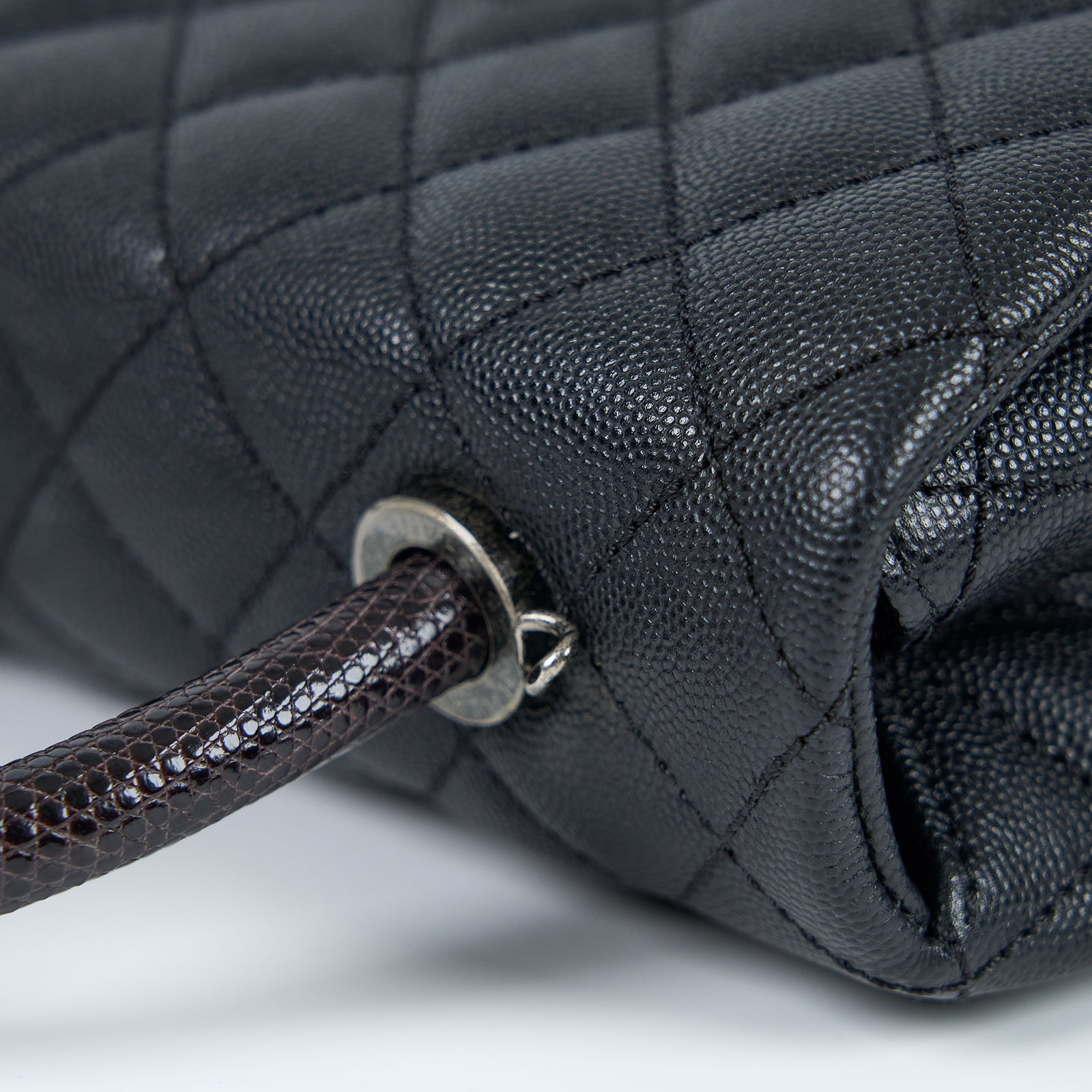 香奈兒 CHANEL Handle 24 手提 口蓋包 A92990 23開黑銀荔枝牛COCO HANDLE23 蜥蜴皮手把 原廠盒子/防塵袋/保證卡