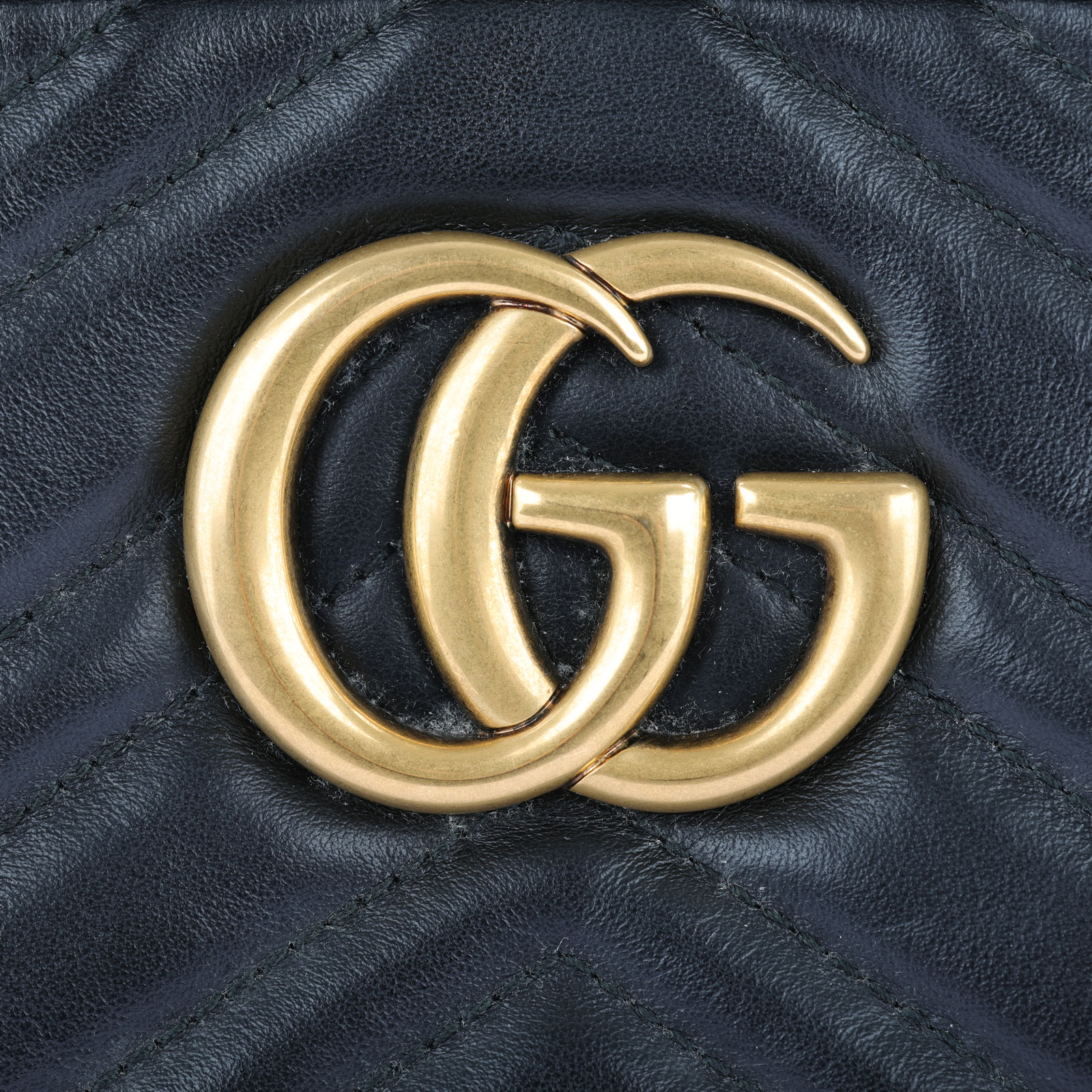 古馳 GUCCI GG Marmont 小型 絎縫 肩揹袋 447632 黑金MARMONT相機包 防塵袋