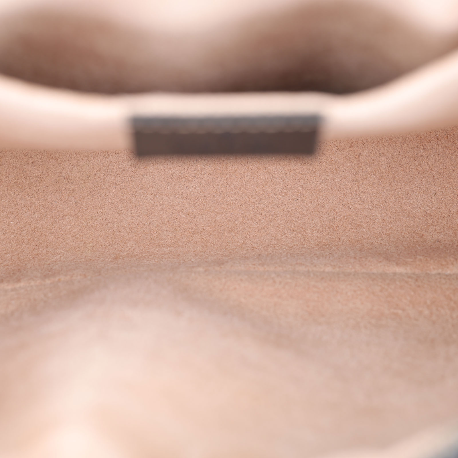 古馳 GUCCI GG Marmont 小型 絎縫 肩揹袋 447632 黑金MARMONT相機包 防塵袋