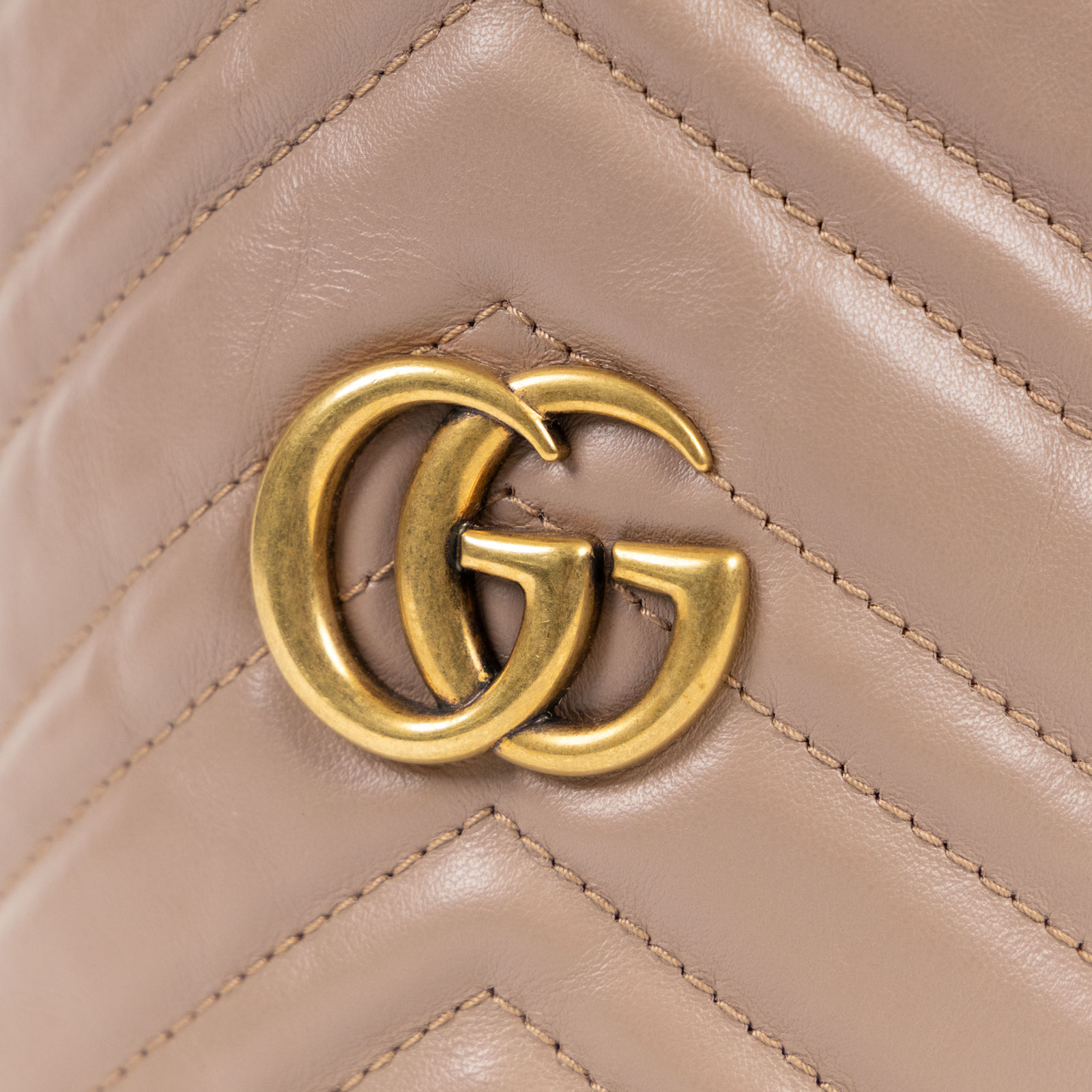 古馳 GUCCI Marmont 小牛皮 迷你 斜背 水筒包 575163 藕粉MARMONT水桶包 原廠盒子/防塵袋/背帶