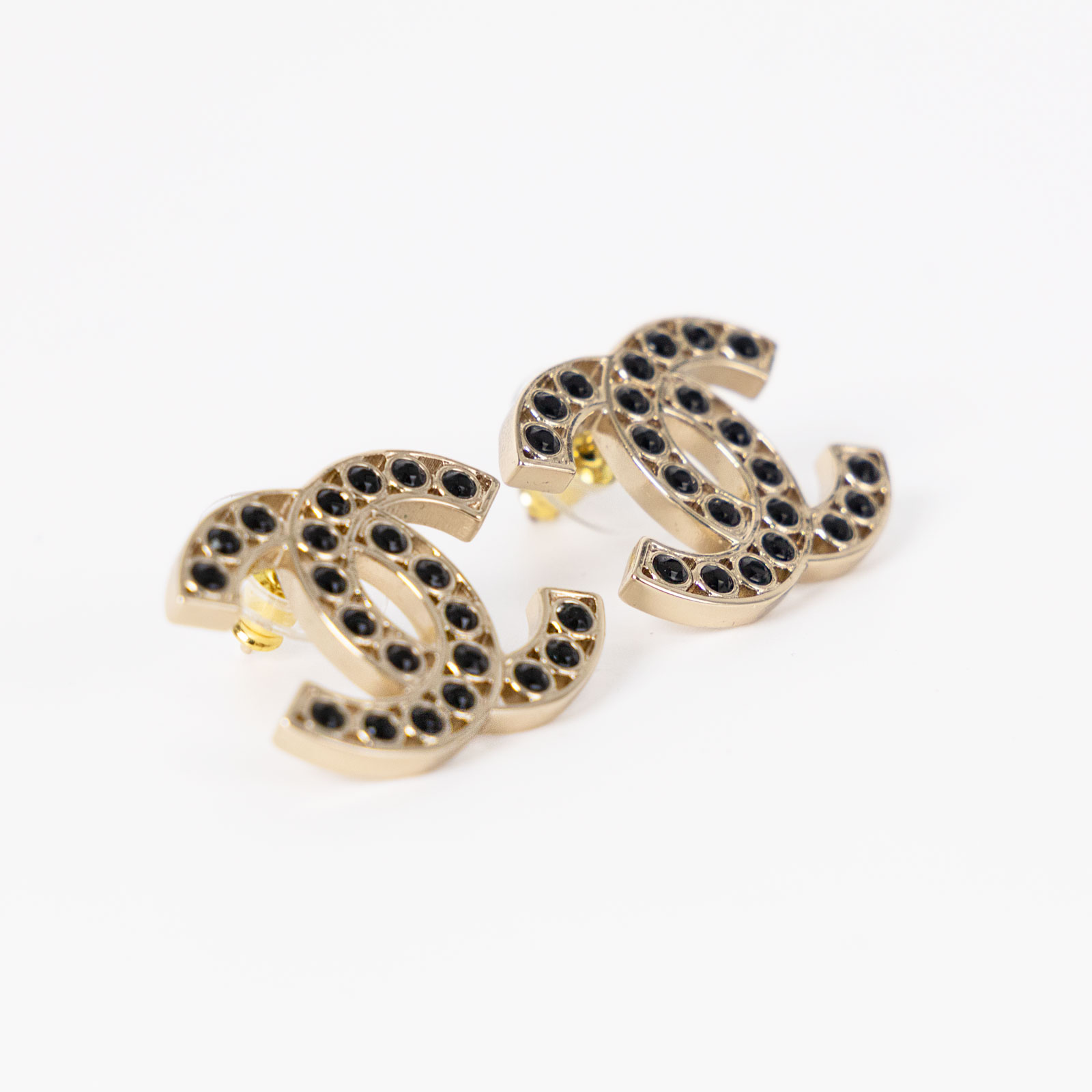 香奈兒 CHANEL 耳釘 B23 S 黑金大雙C鏤空耳環 原廠盒子